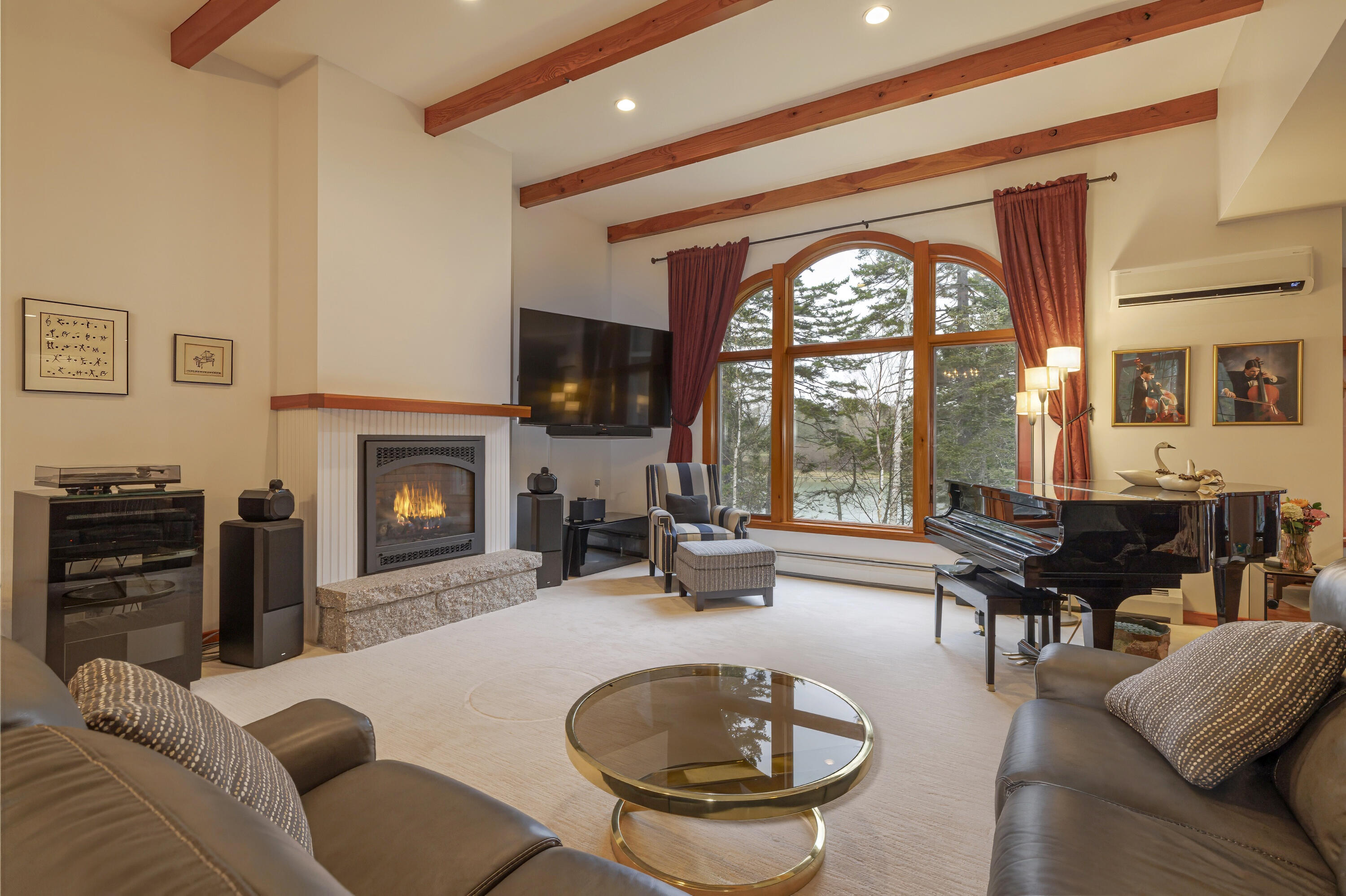 24 Coves End Drive