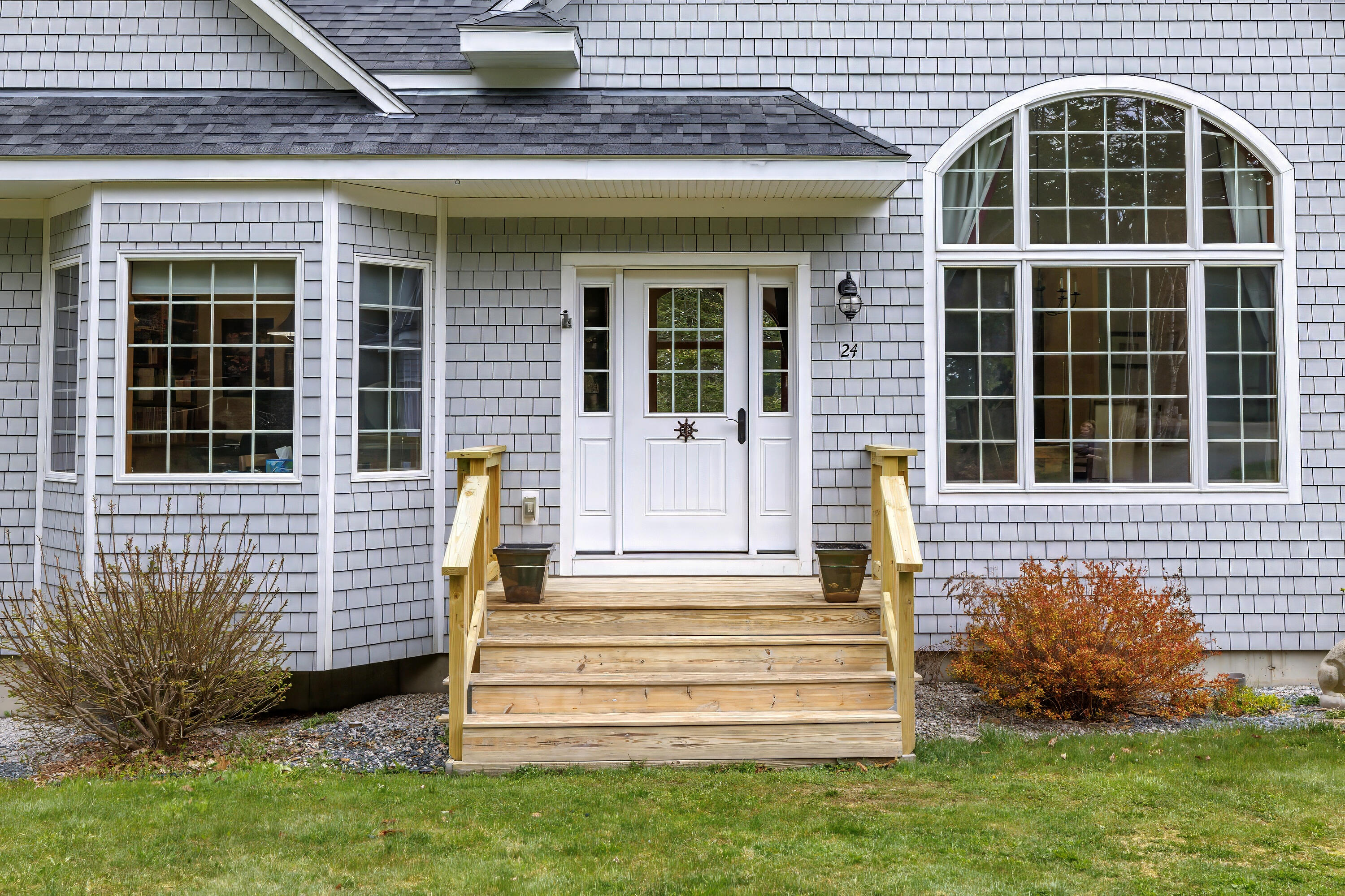 24 Coves End Drive
