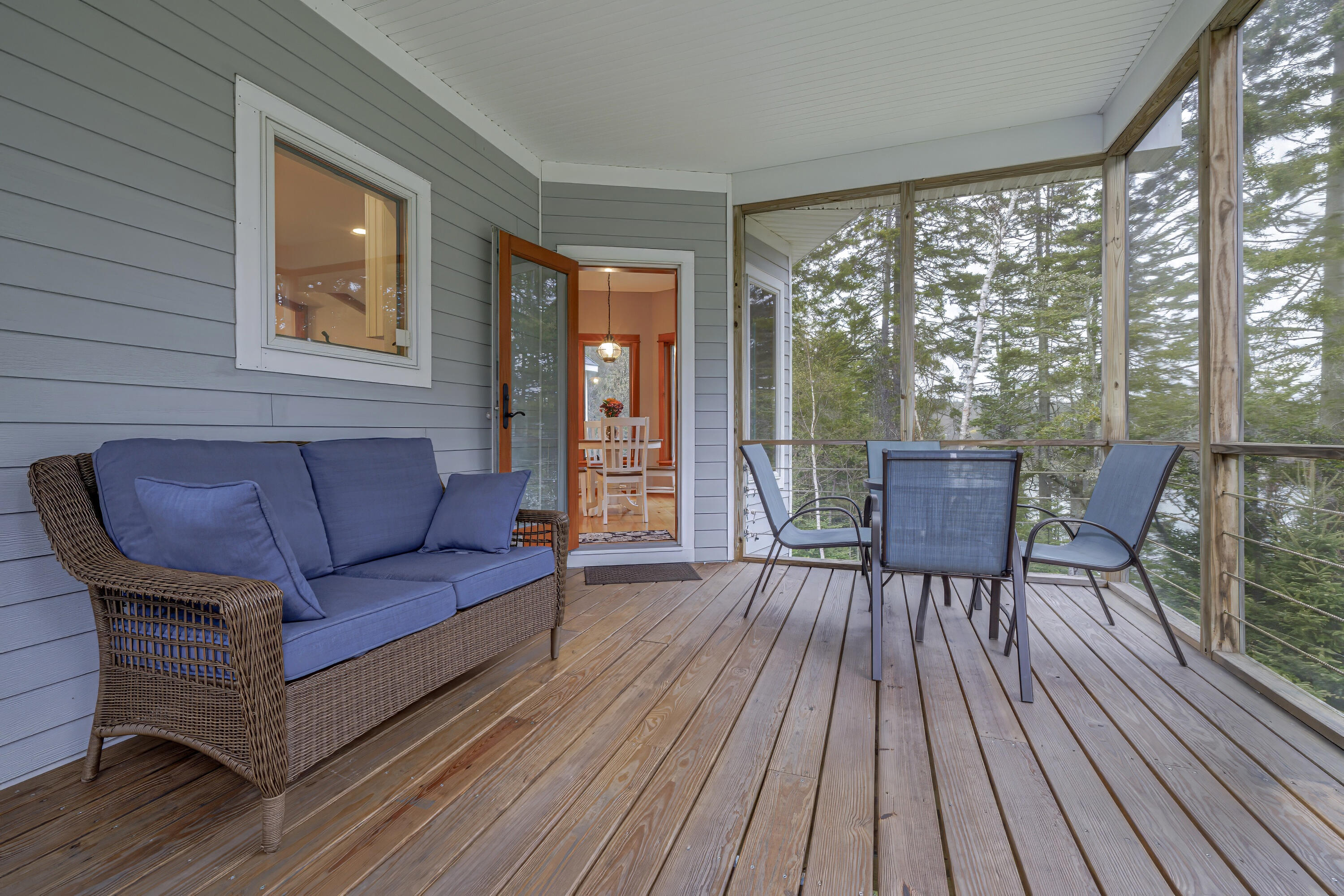 24 Coves End Drive