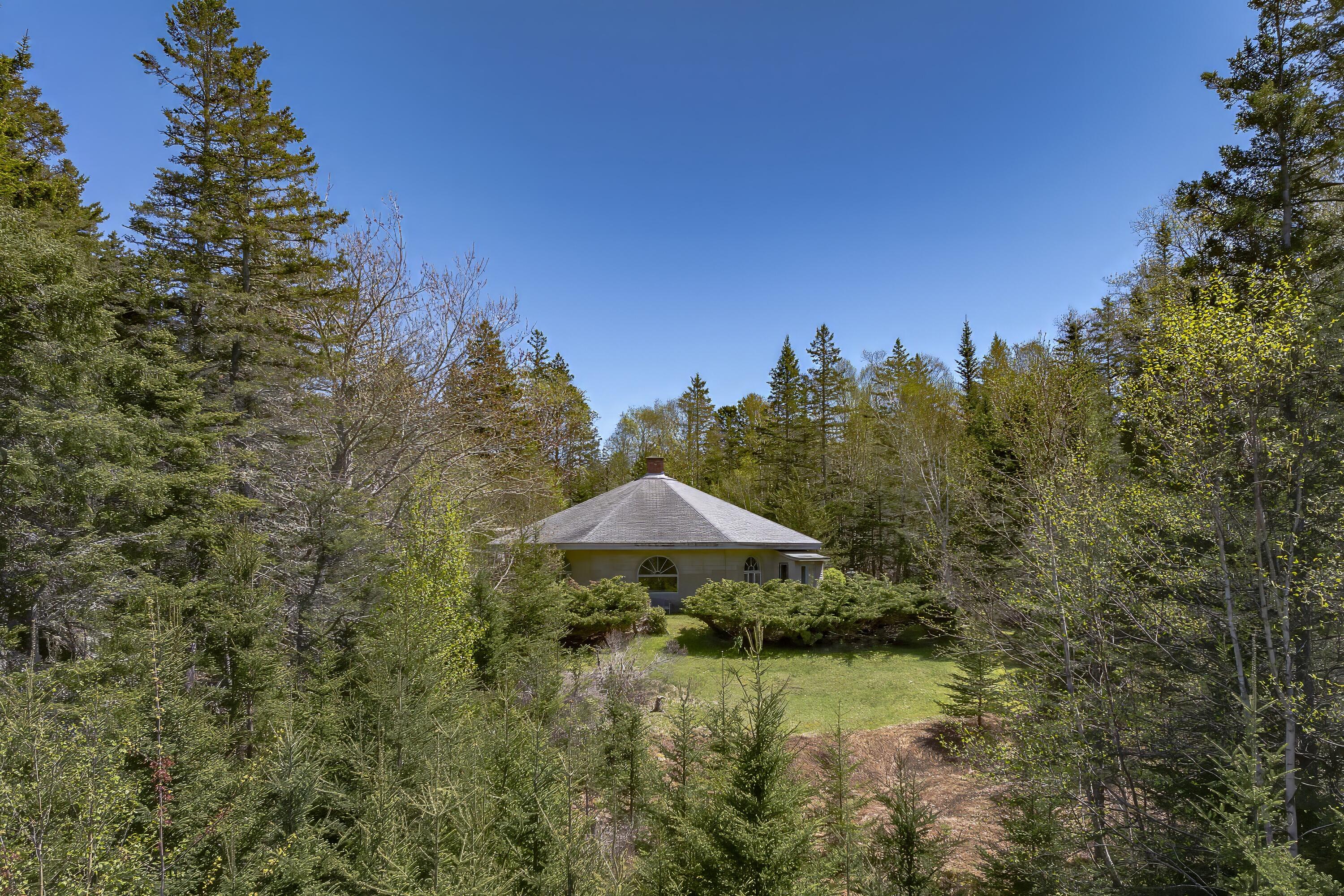 73 Pearl Drive