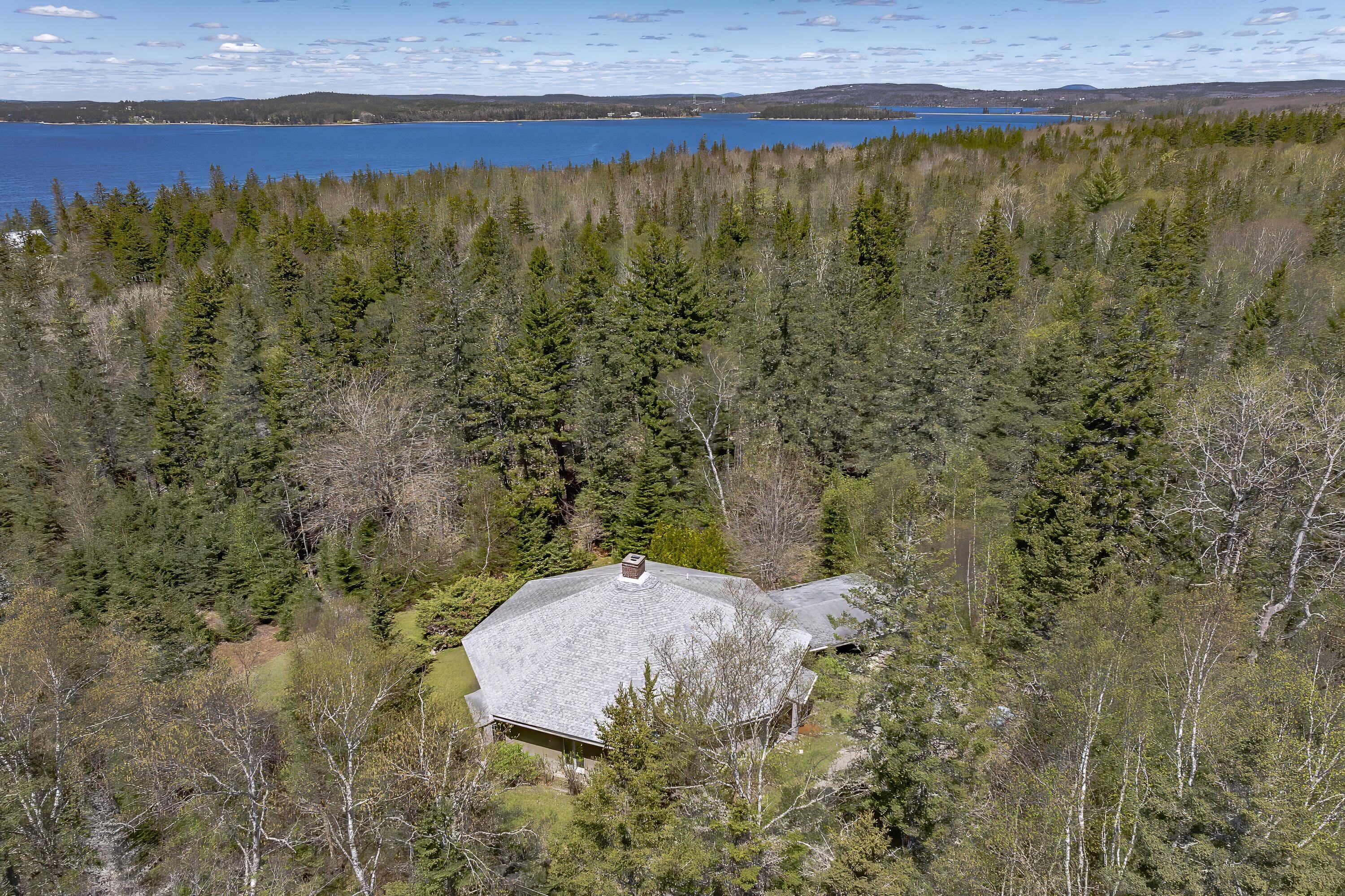 73 Pearl Drive