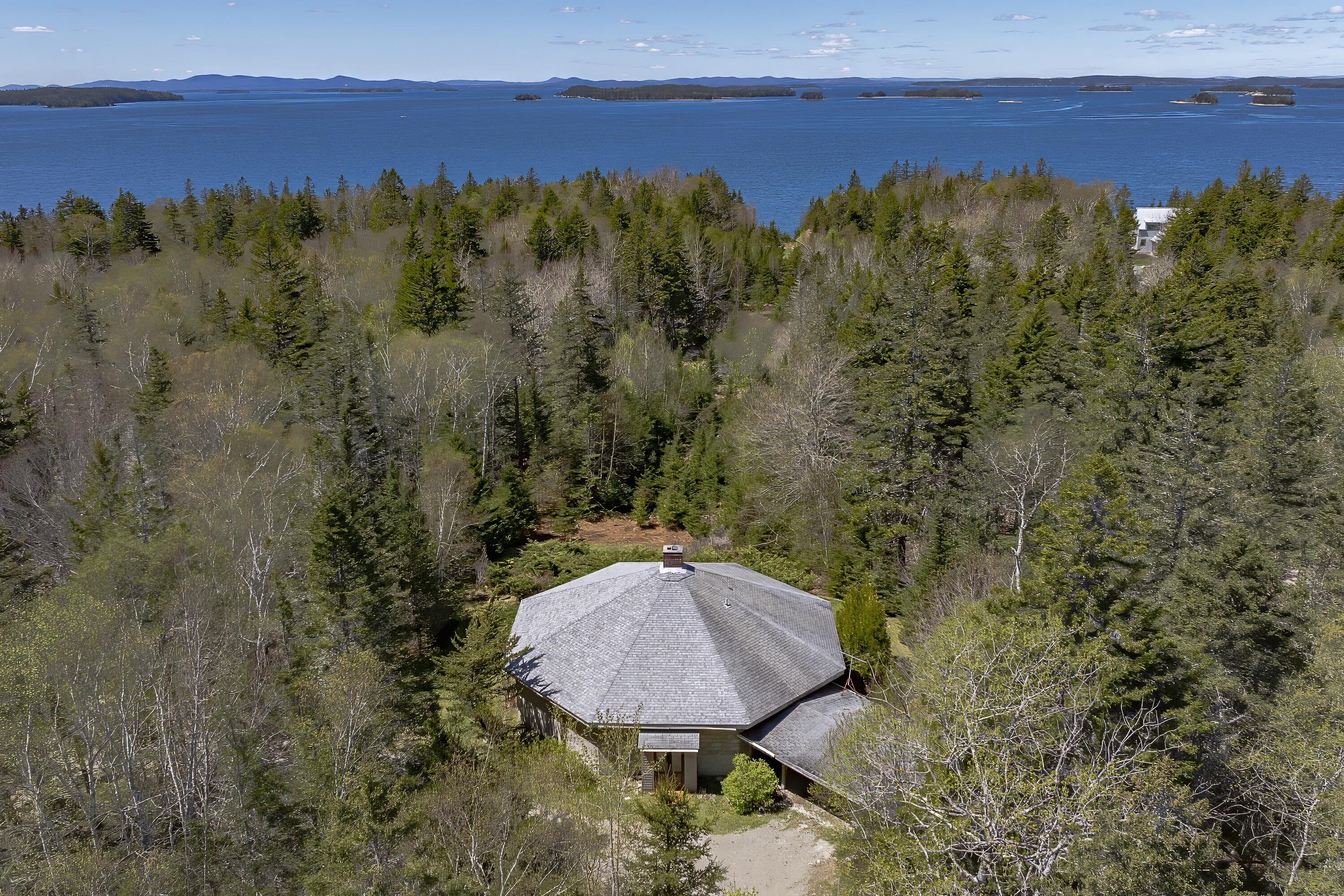 73 Pearl Drive