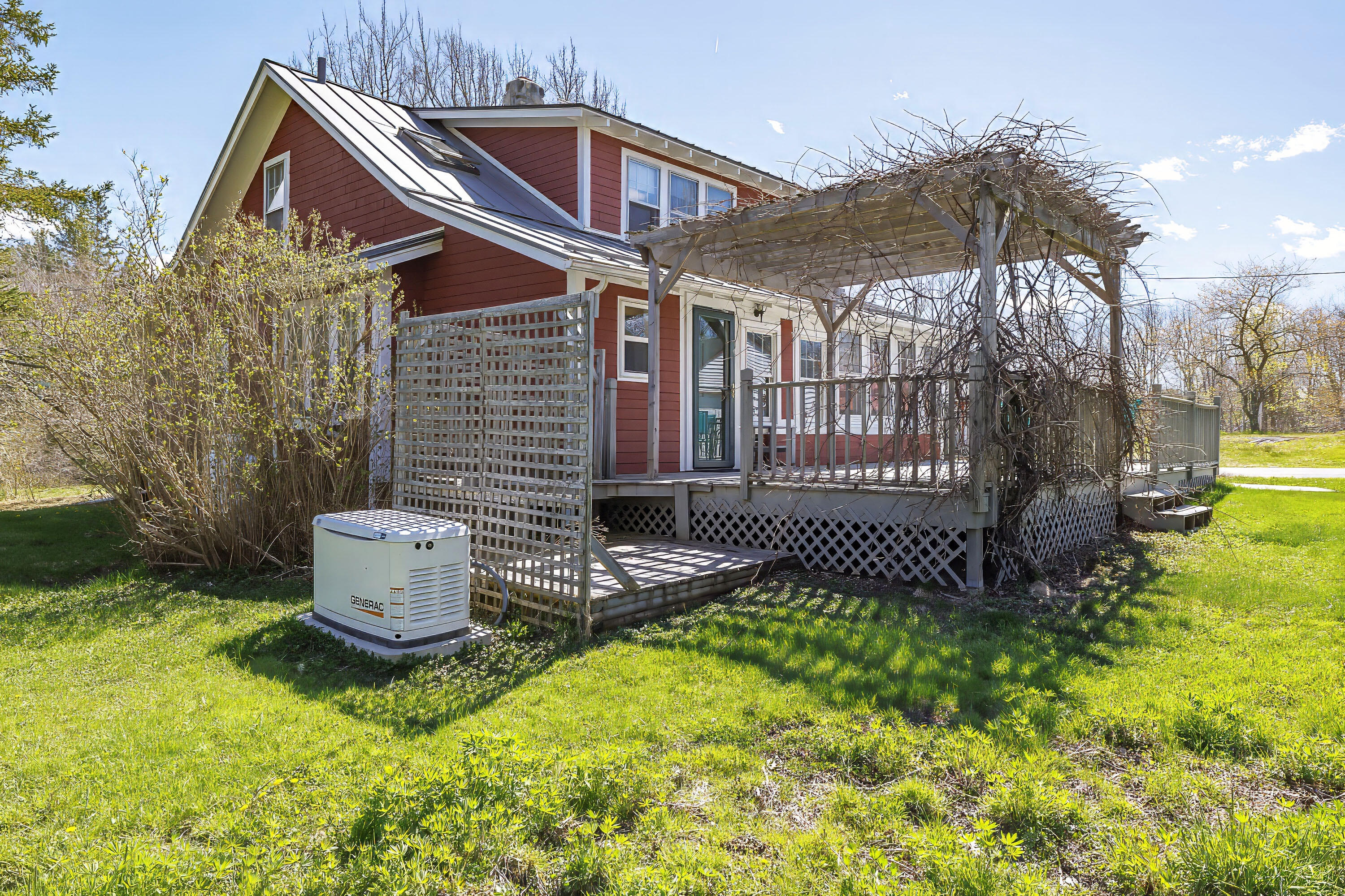 351 Crooked Road