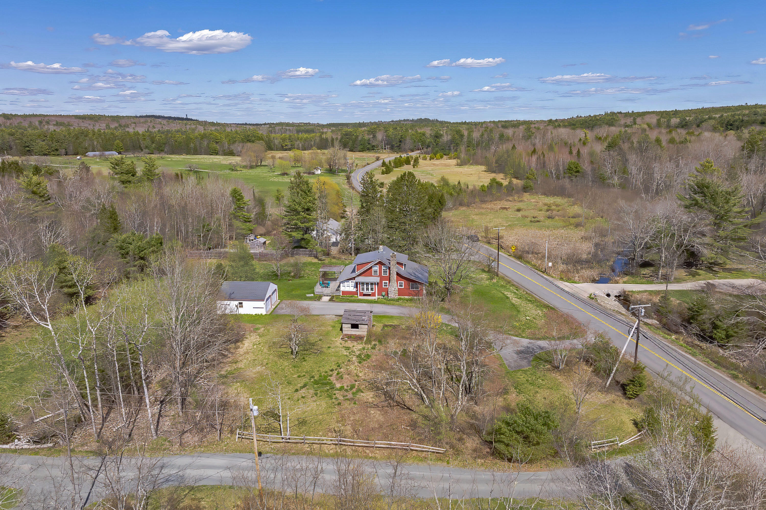351 Crooked Road