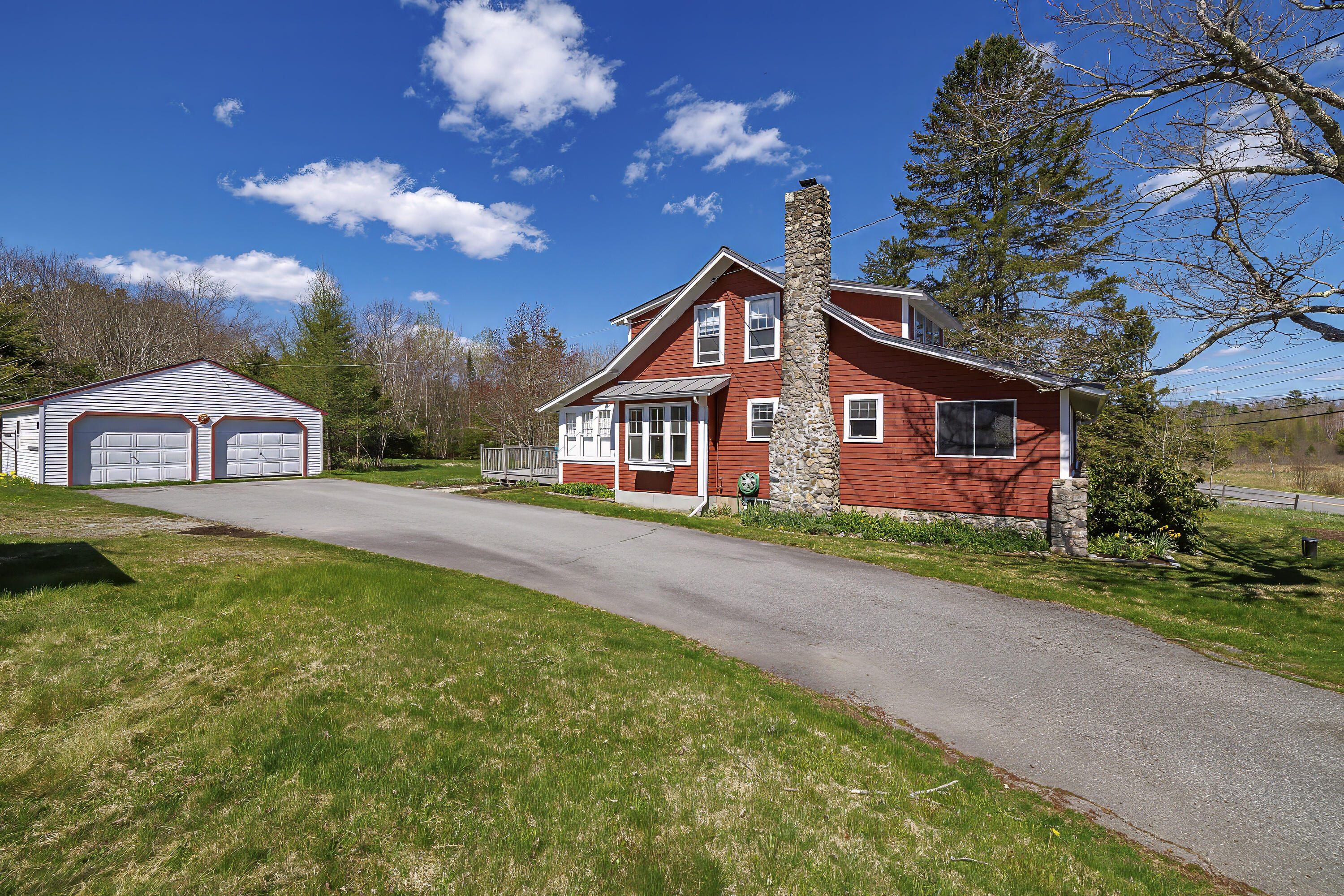 351 Crooked Road
