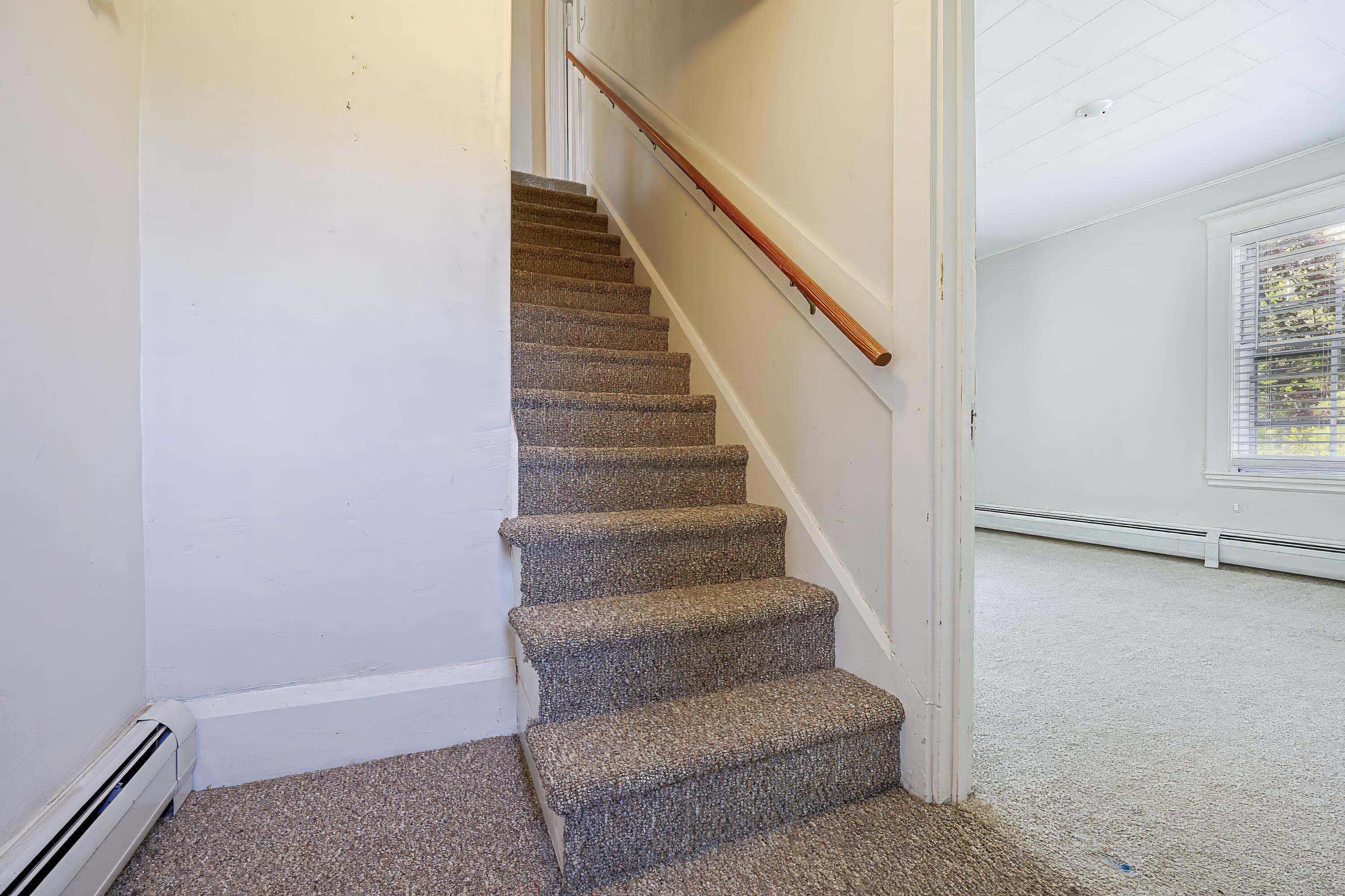 898 Bay Road
