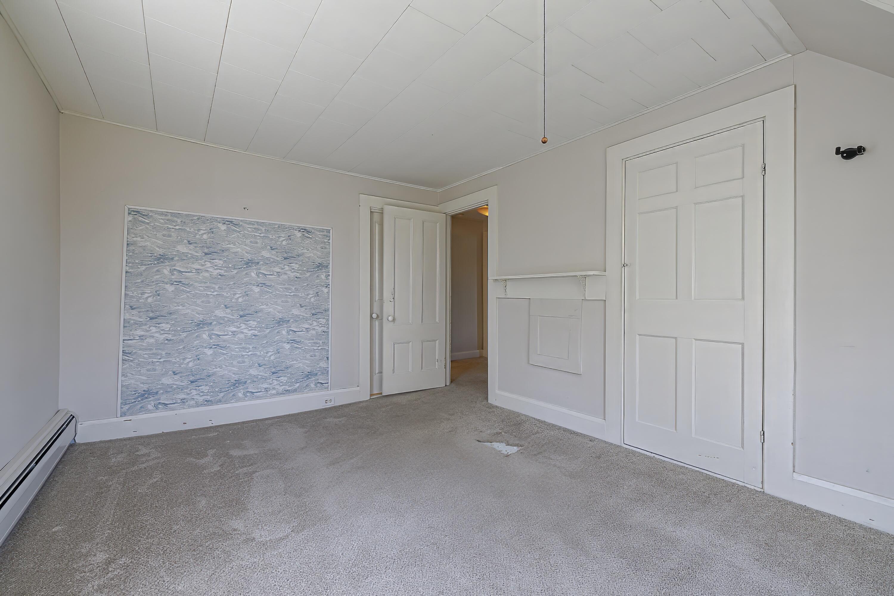 898 Bay Road
