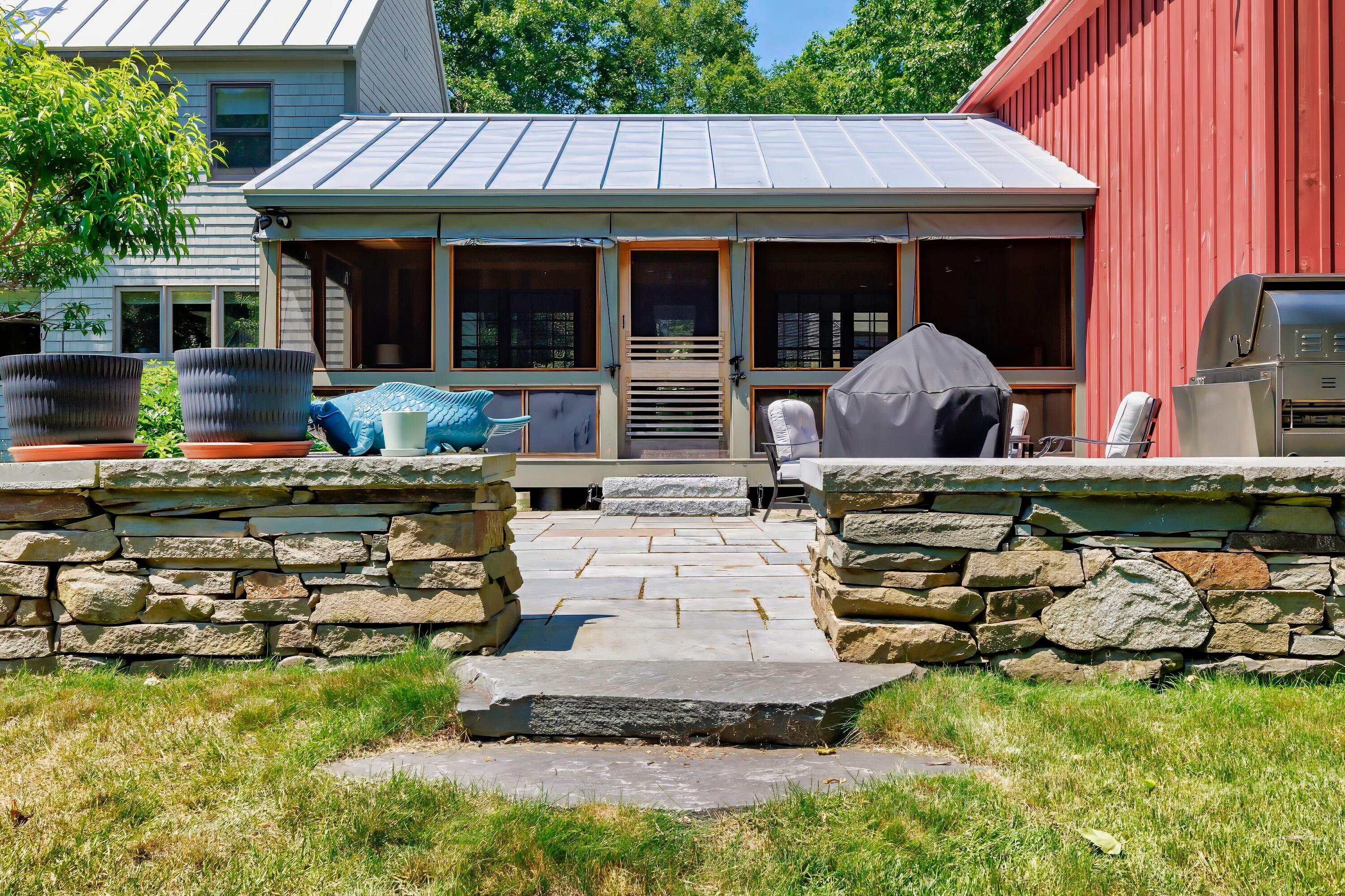226 Graytown Road