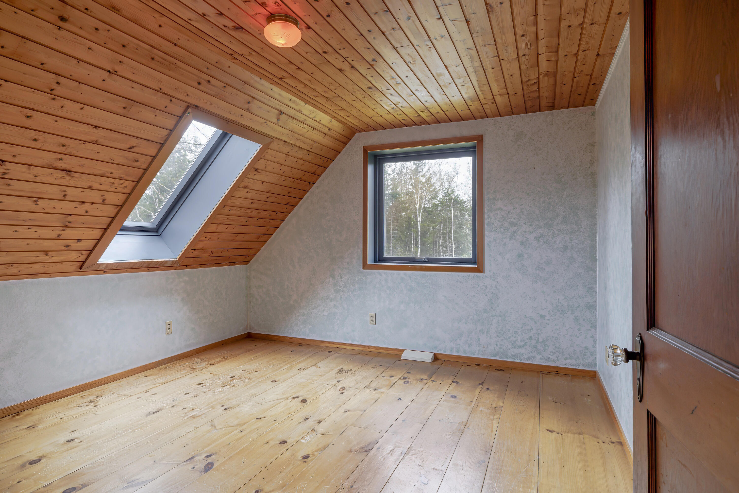 85 Gravel Pit Drive