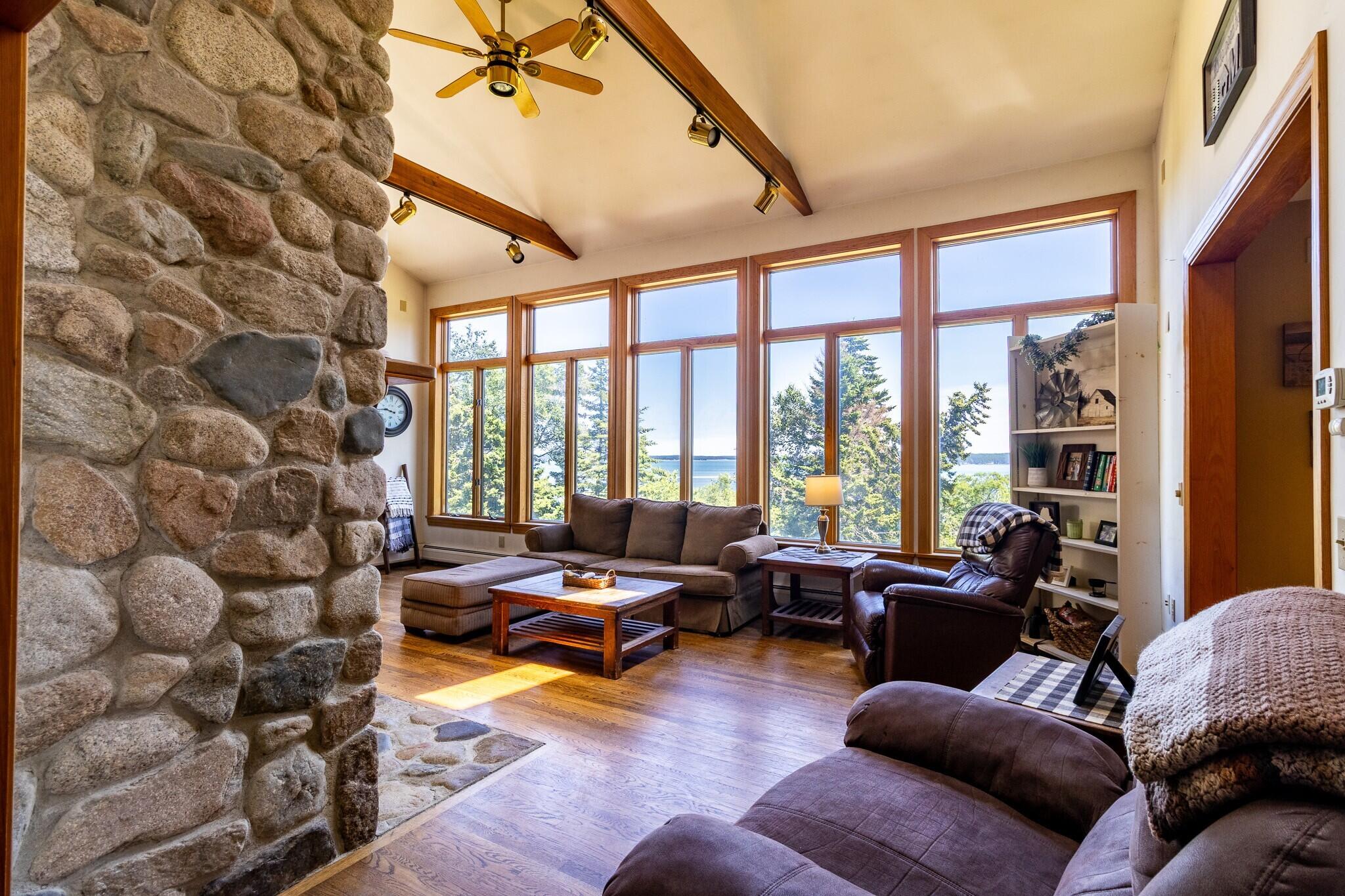 989 Mason Bay Road