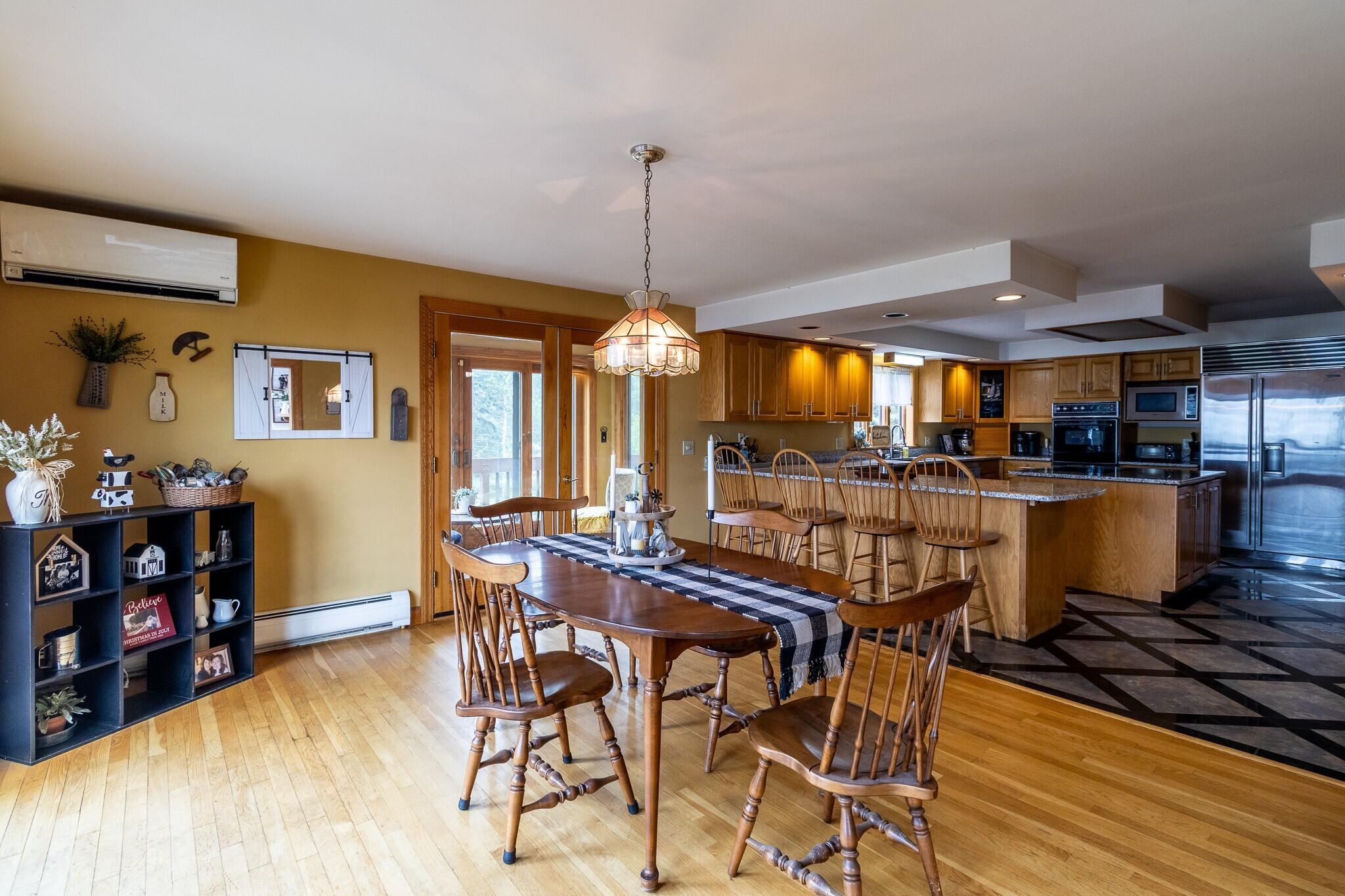 989 Mason Bay Road