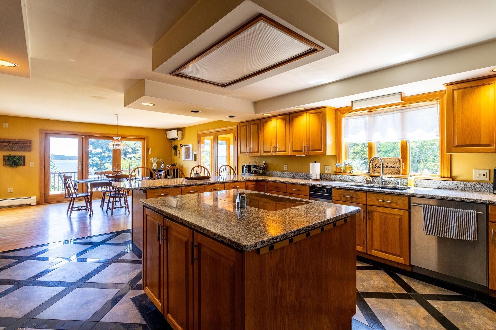 989 Mason Bay Road