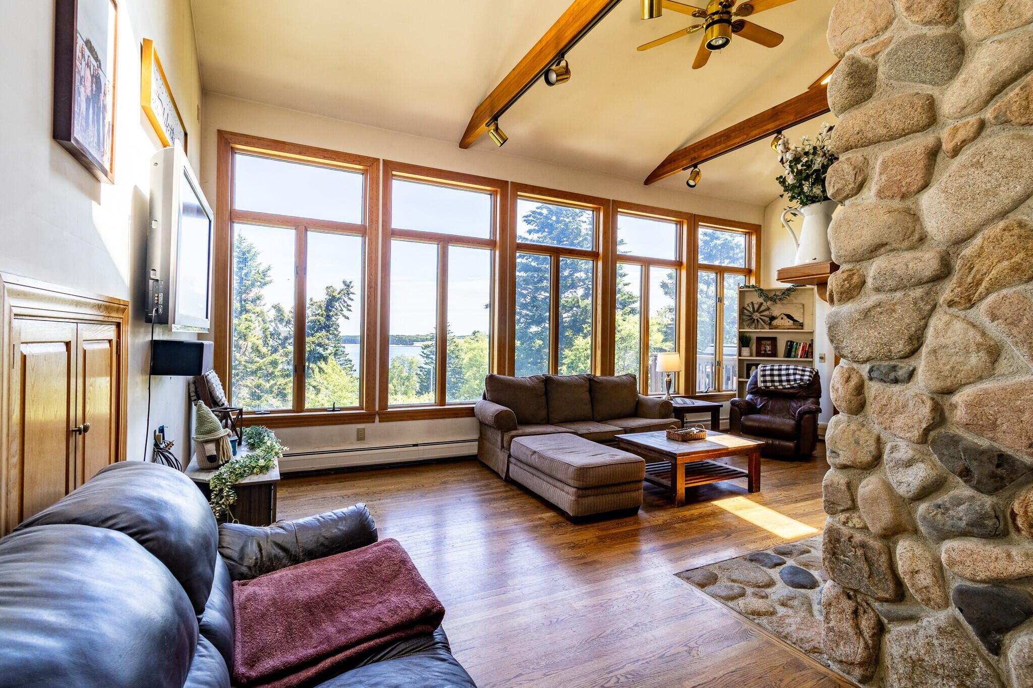 989 Mason Bay Road