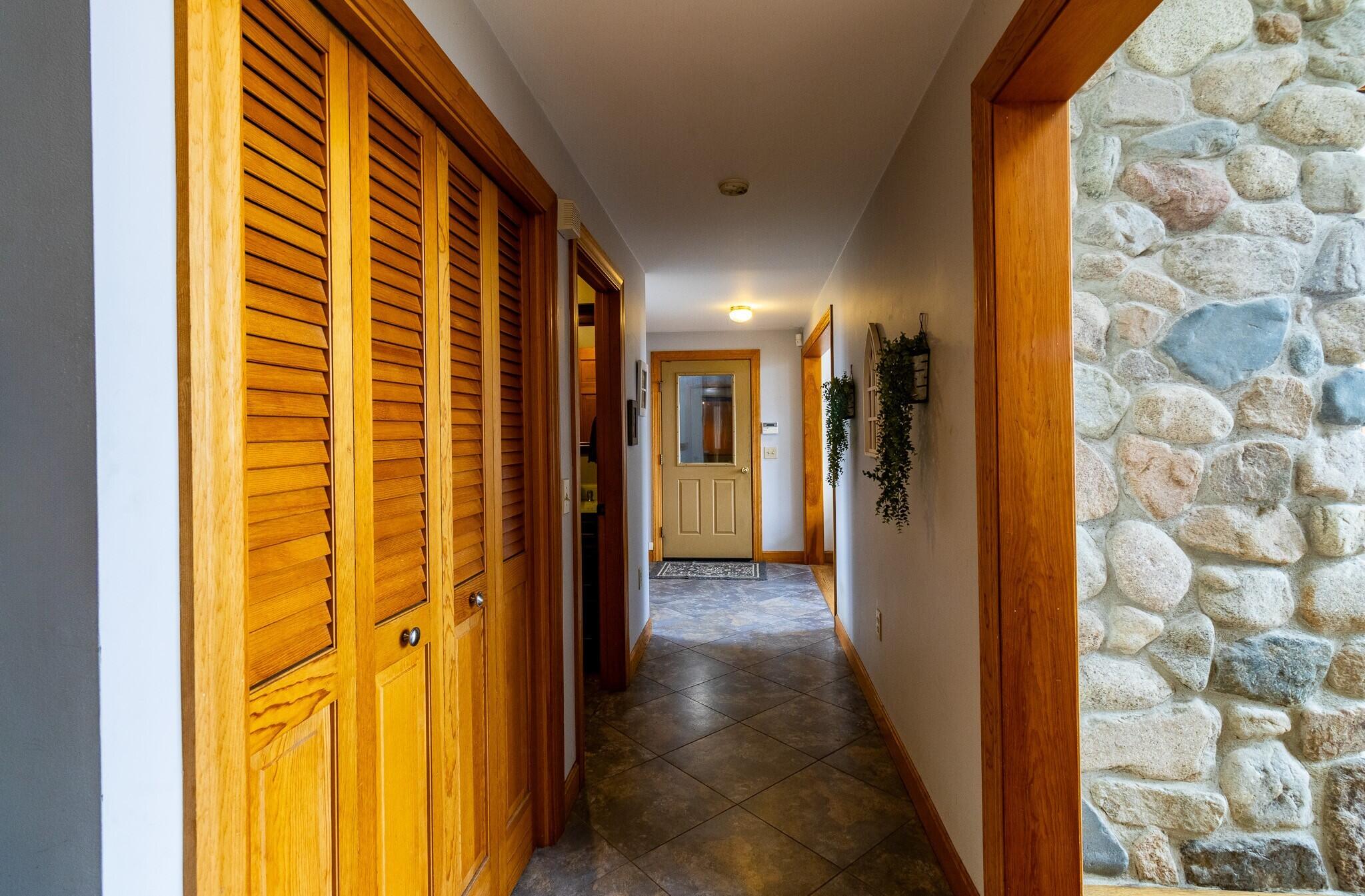 989 Mason Bay Road