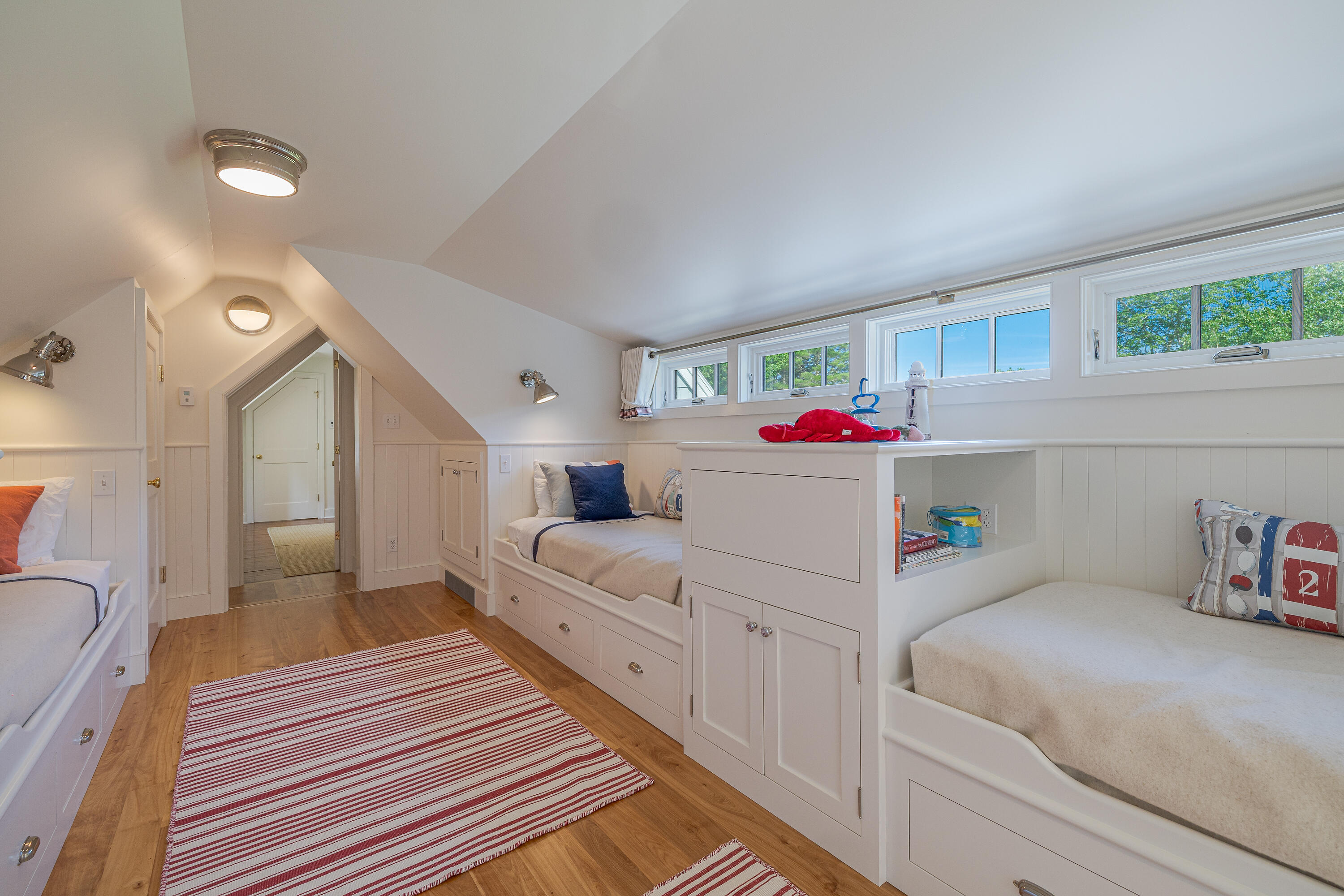 541 E Blue Hill Road