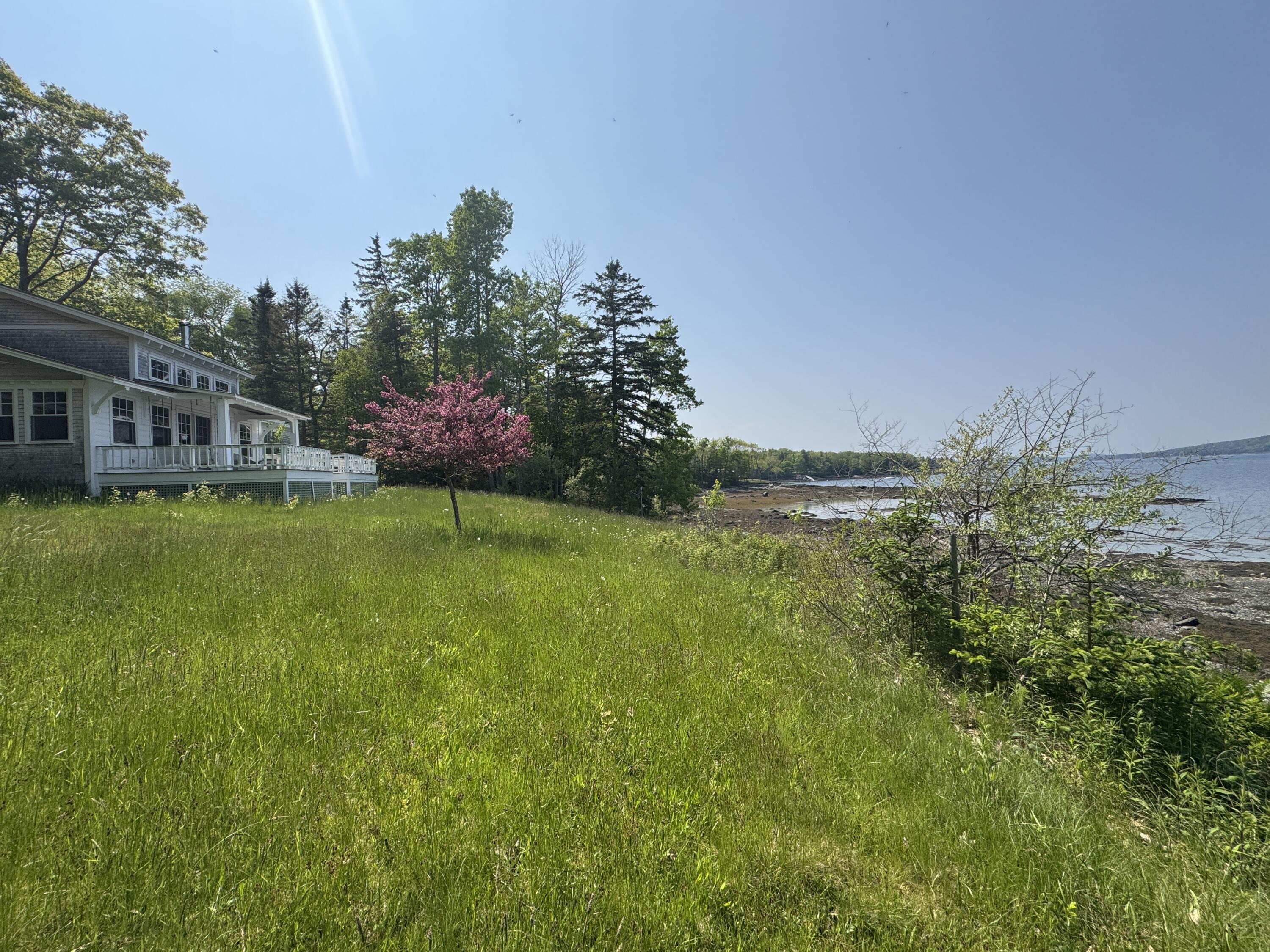 36 Wiegand Place, Deer Isle