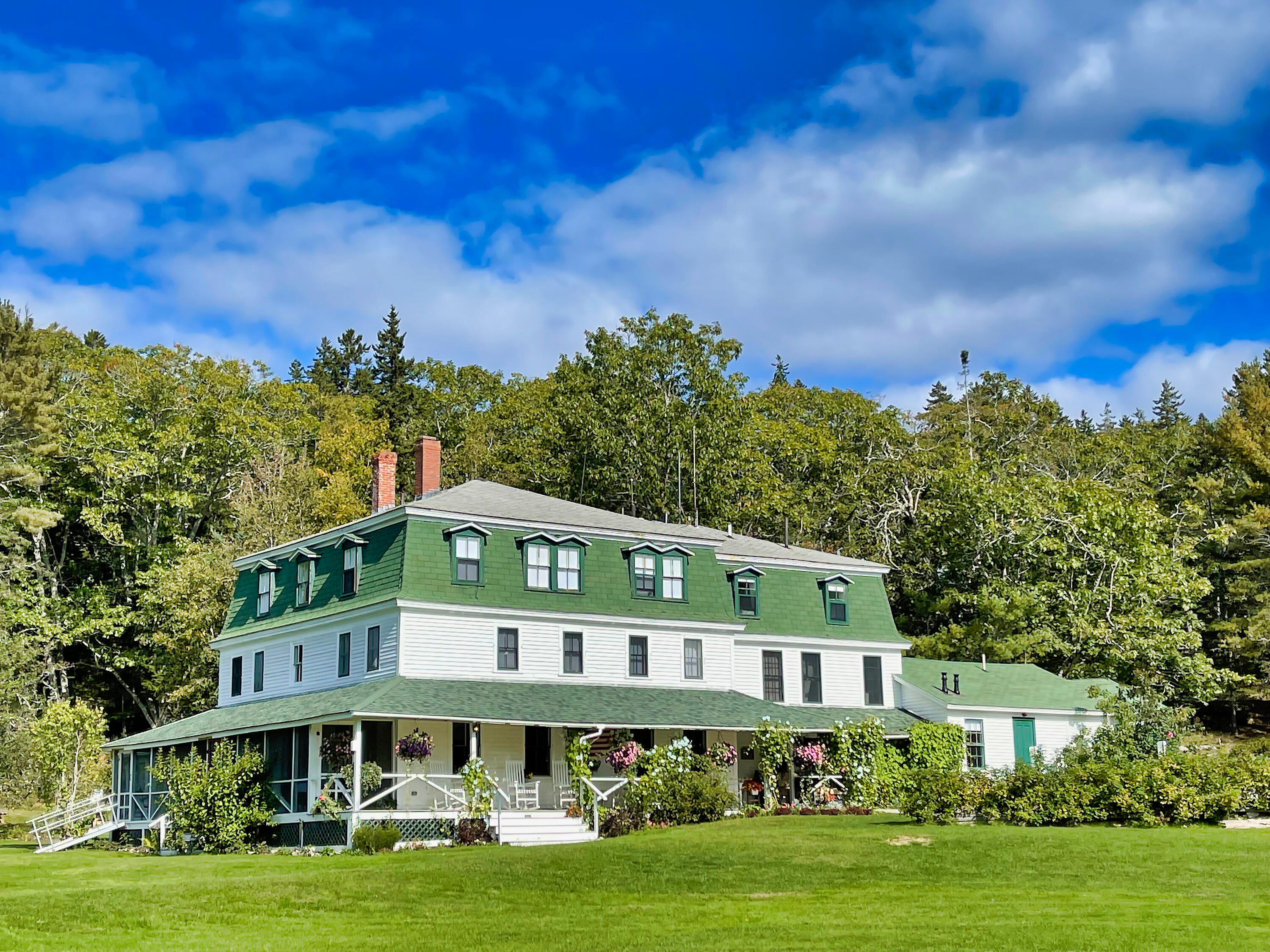 435 Herrick Road