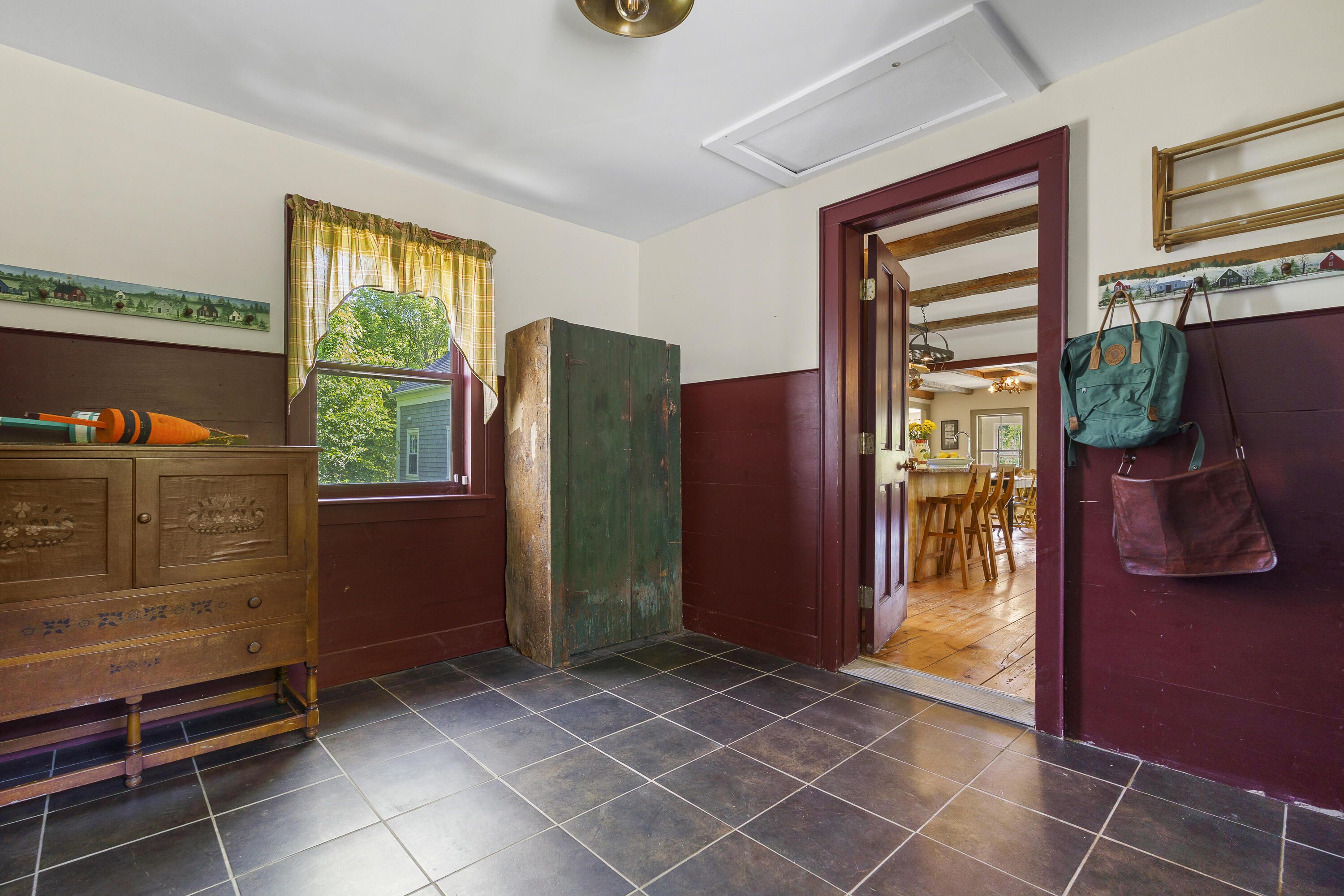285 E Pond Road