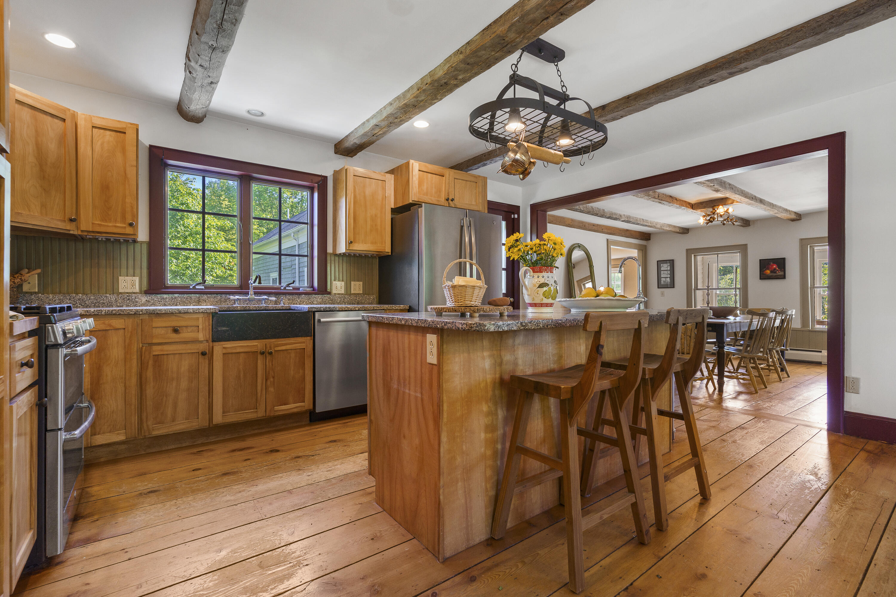 285 E Pond Road