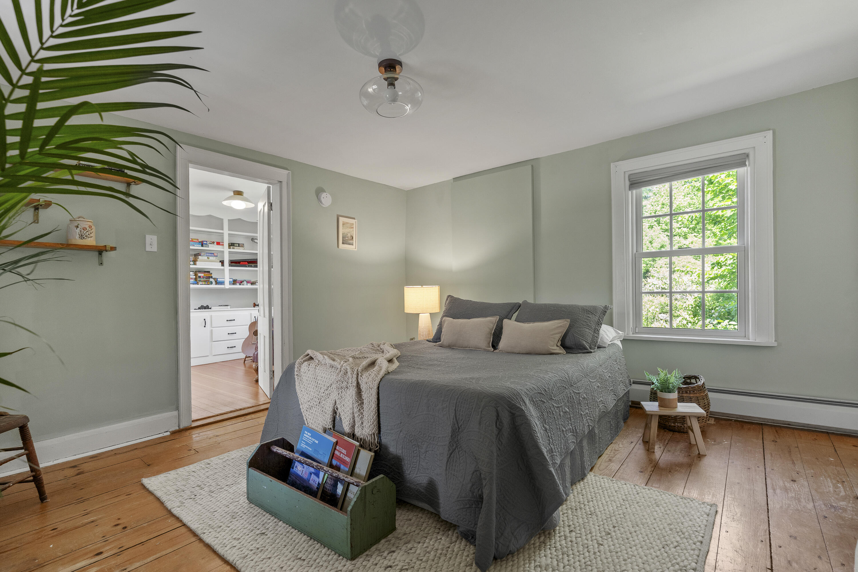 285 E Pond Road