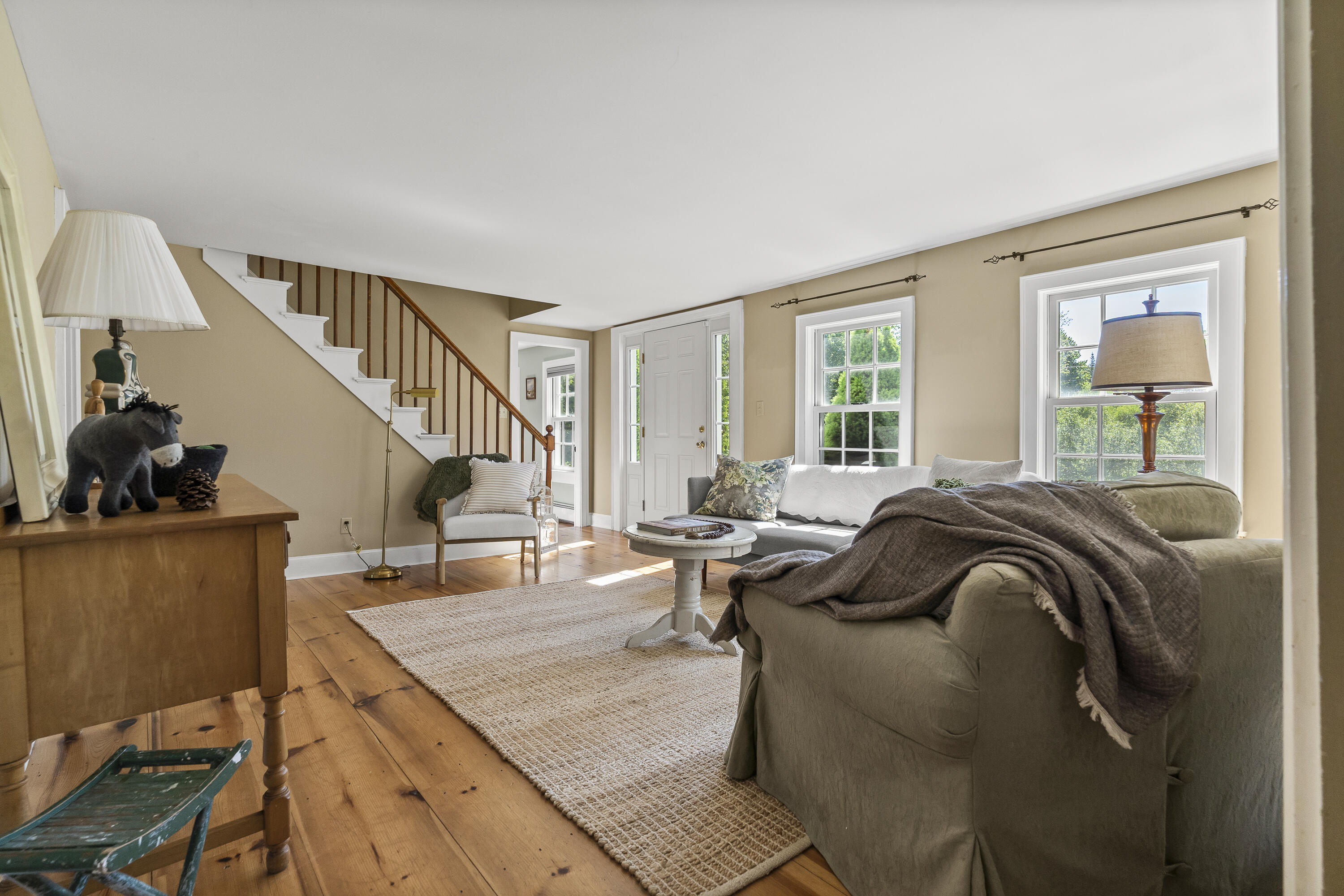 285 E Pond Road