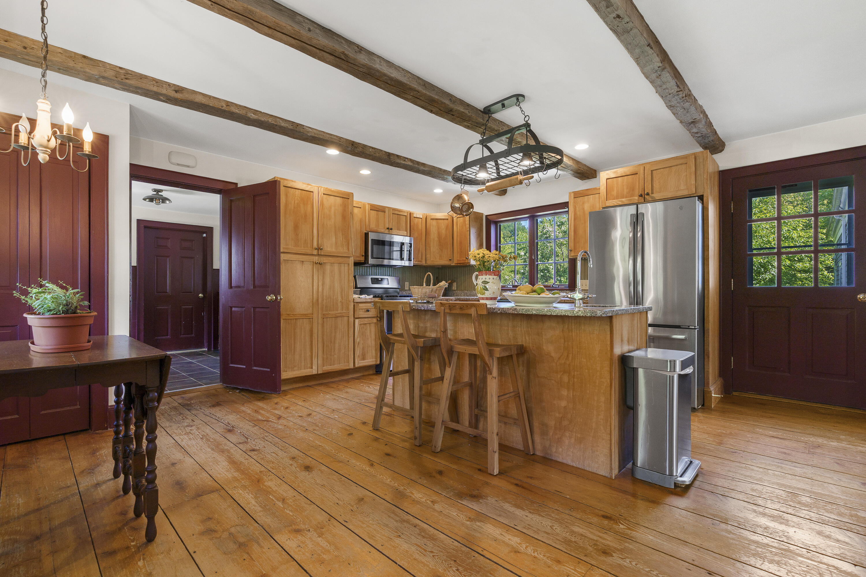 285 E Pond Road