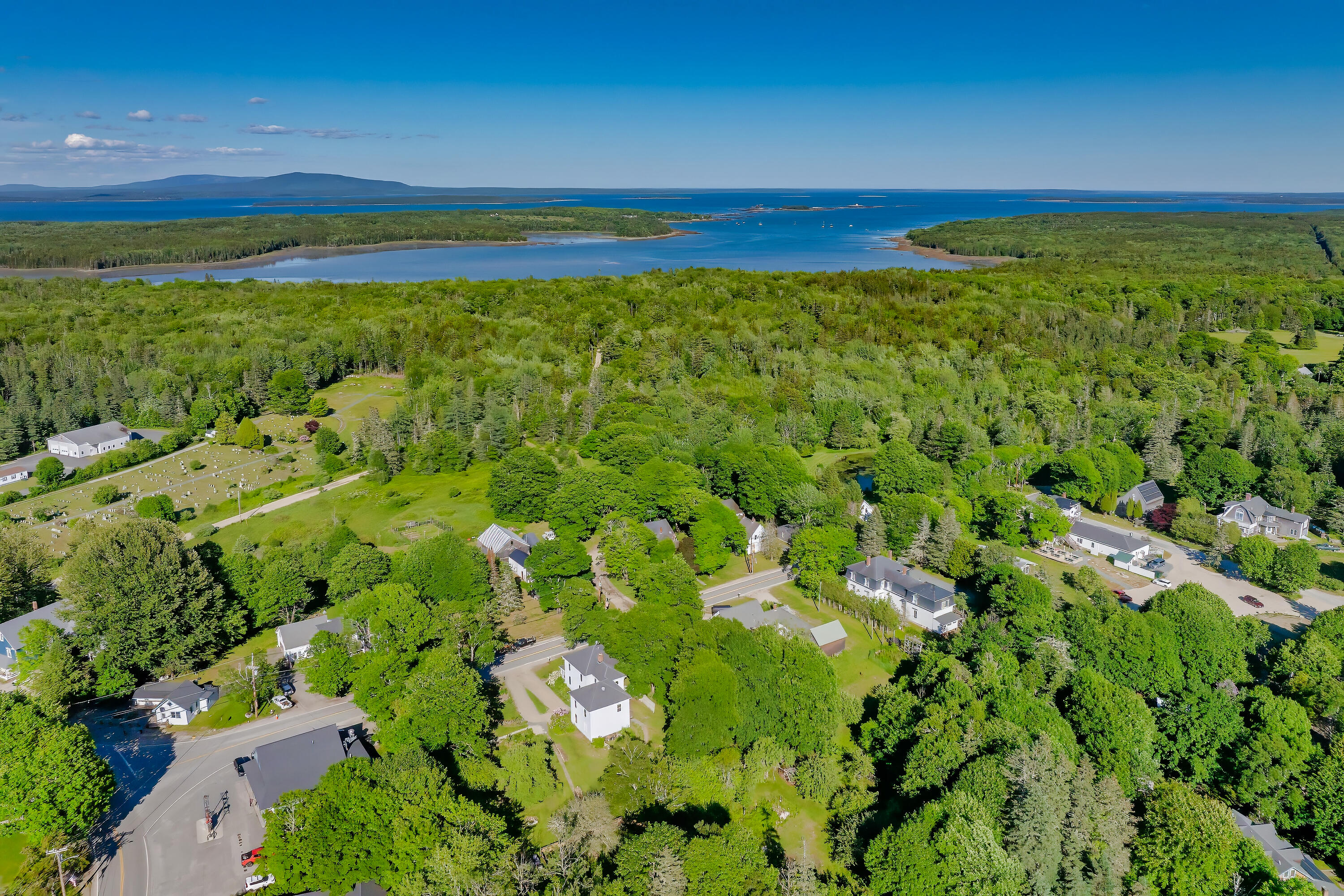 9 Naskeag Point Road