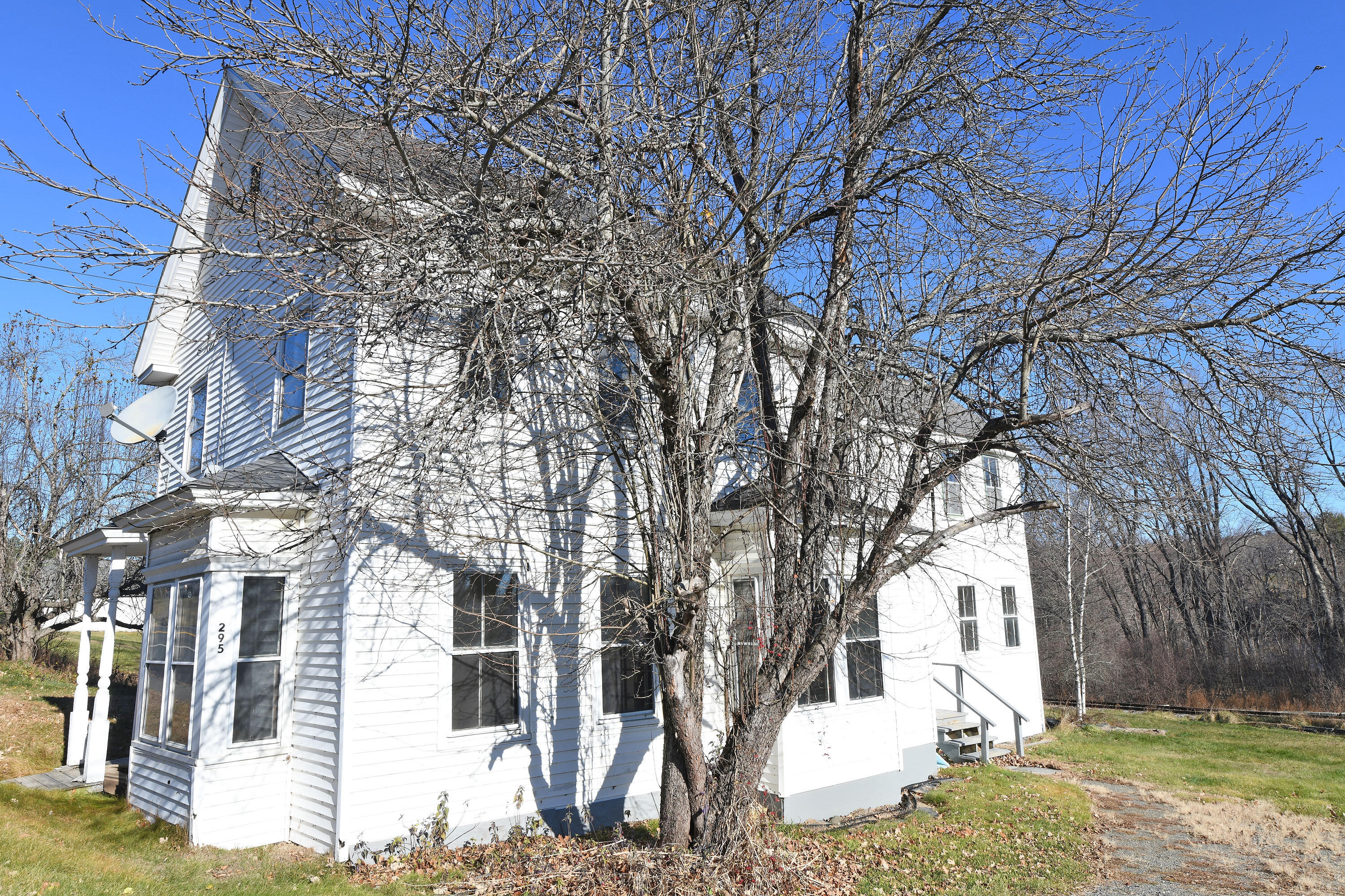 295 Main Road