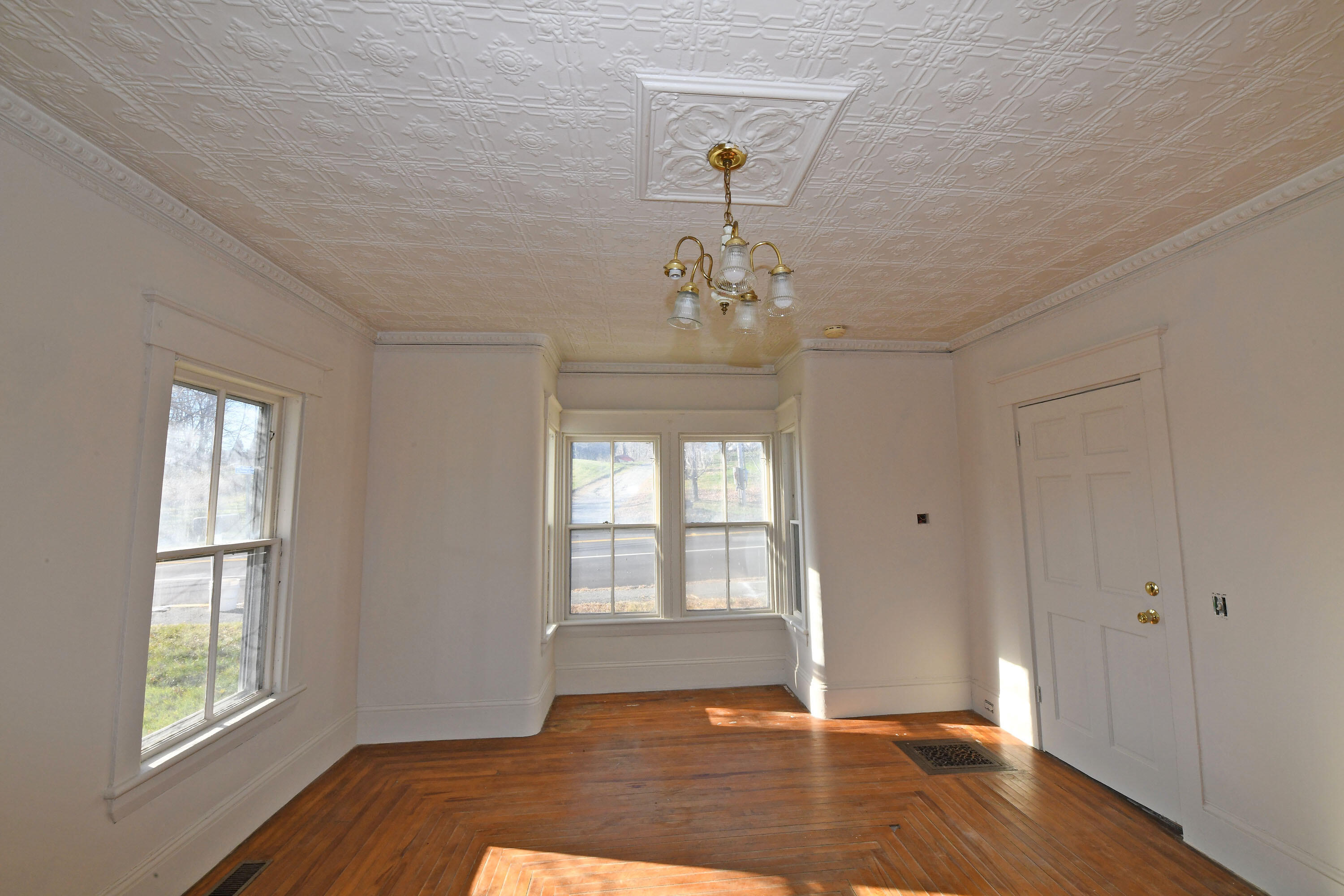 295 Main Road