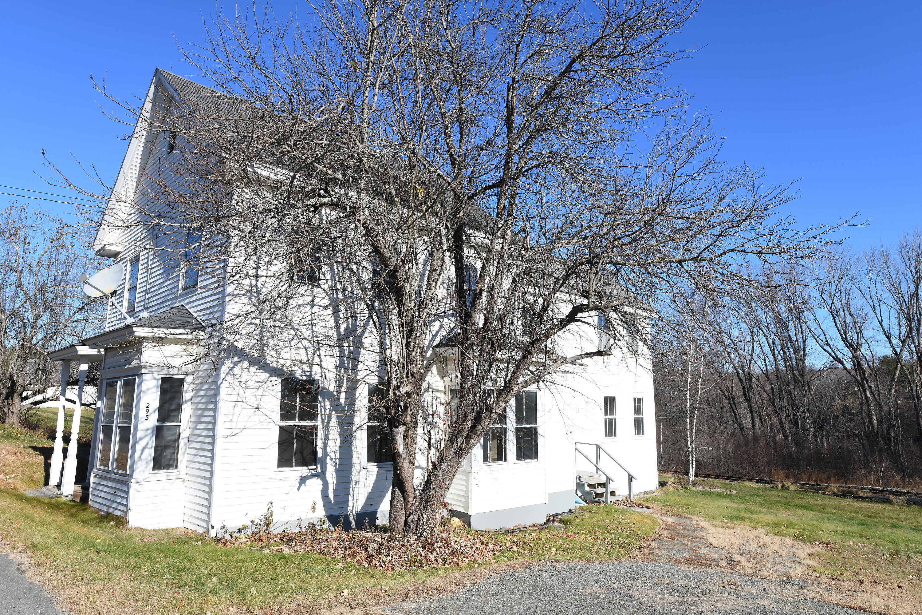 295 Main Road