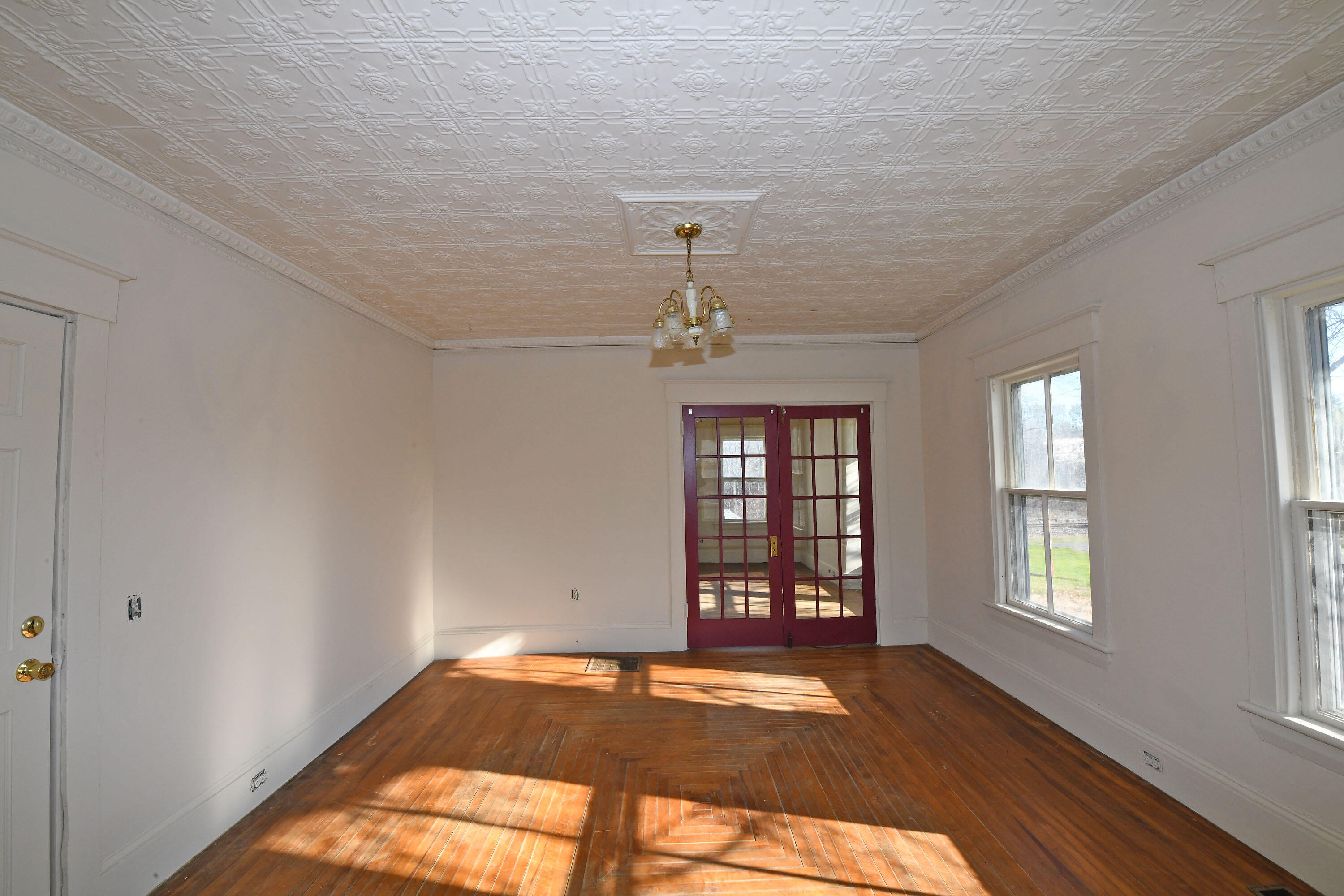 295 Main Road