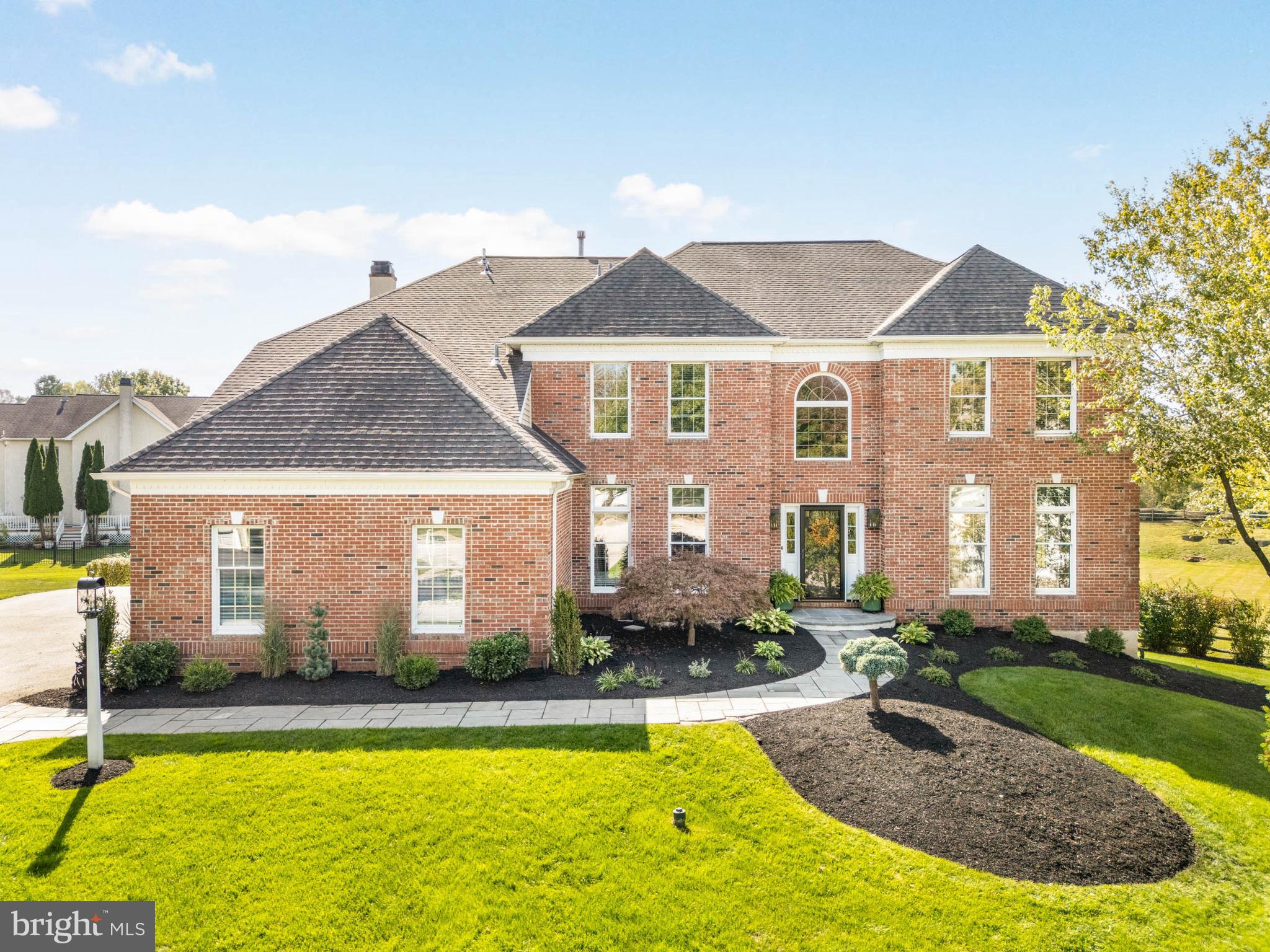 606 MUIRFIELD COURT photo