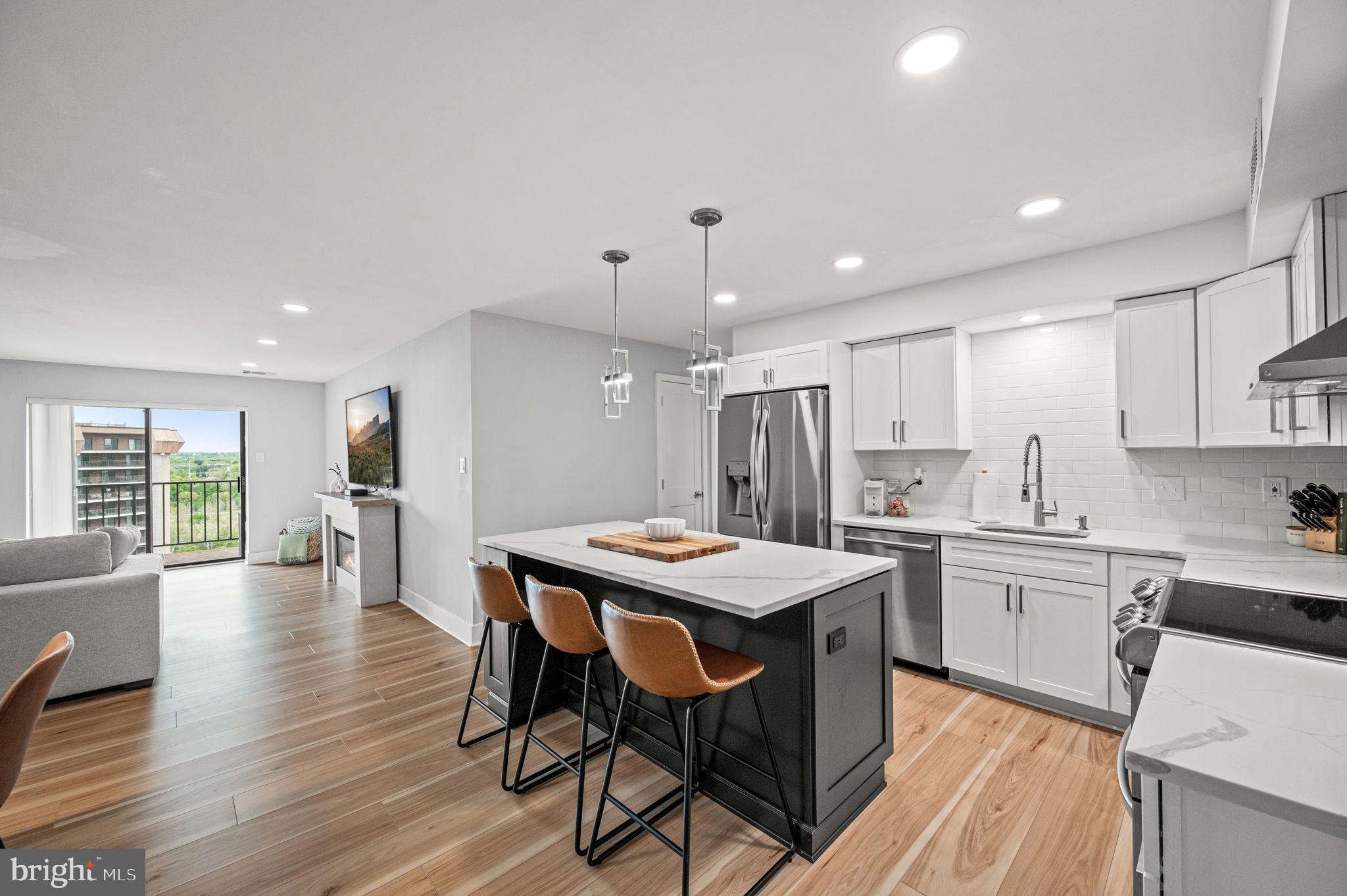 11302 VALLEY FORGE CIRCLE 1302