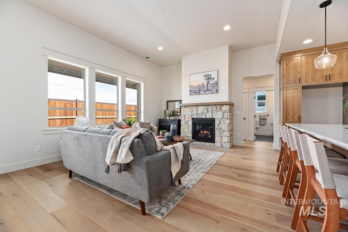 8376 W Meltwater Lane