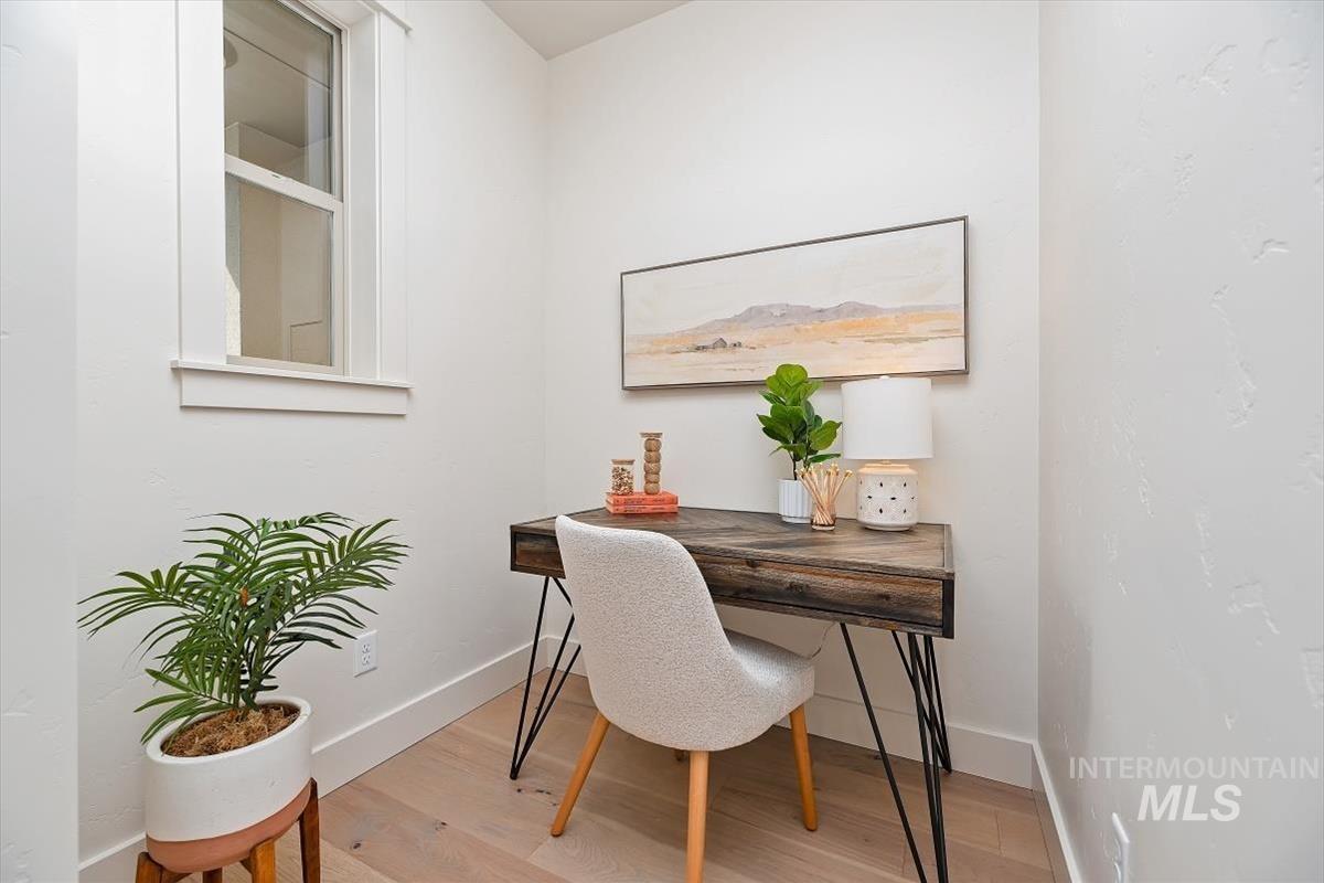 8376 W Meltwater Lane