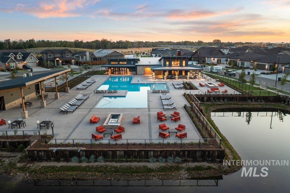 8376 W Meltwater Lane