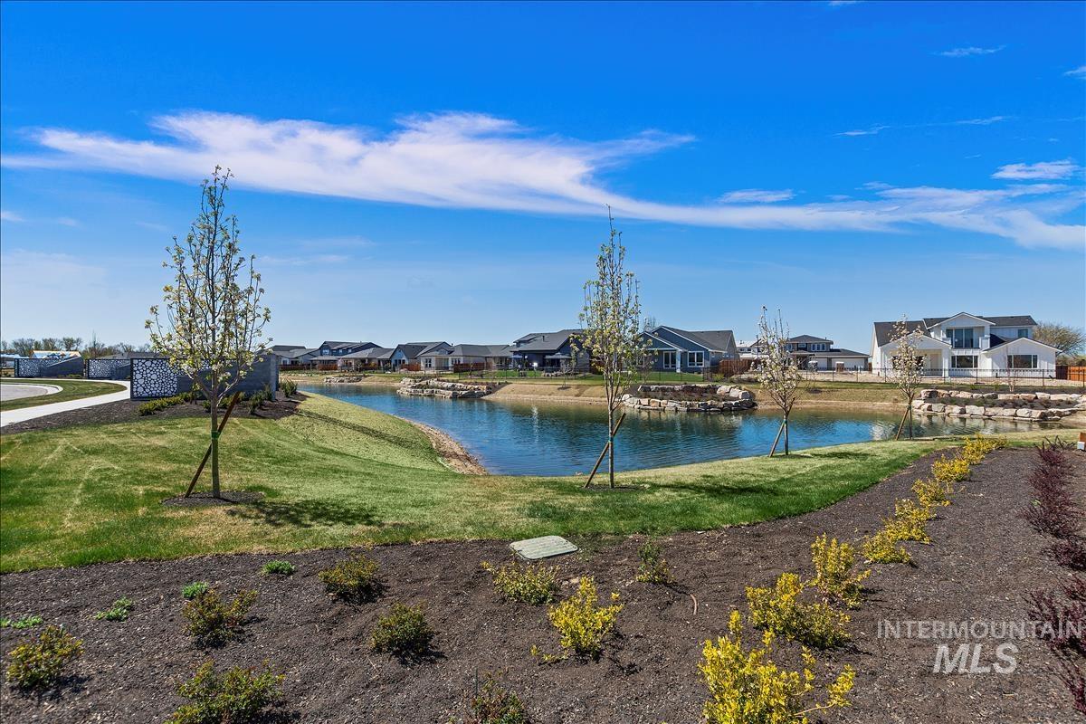 8376 W Meltwater Lane