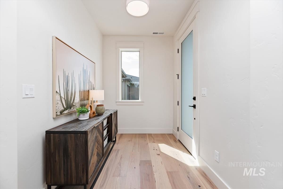 8376 W Meltwater Lane