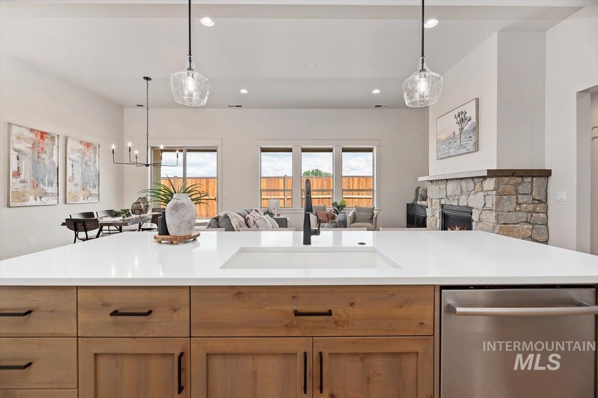 8376 W Meltwater Lane