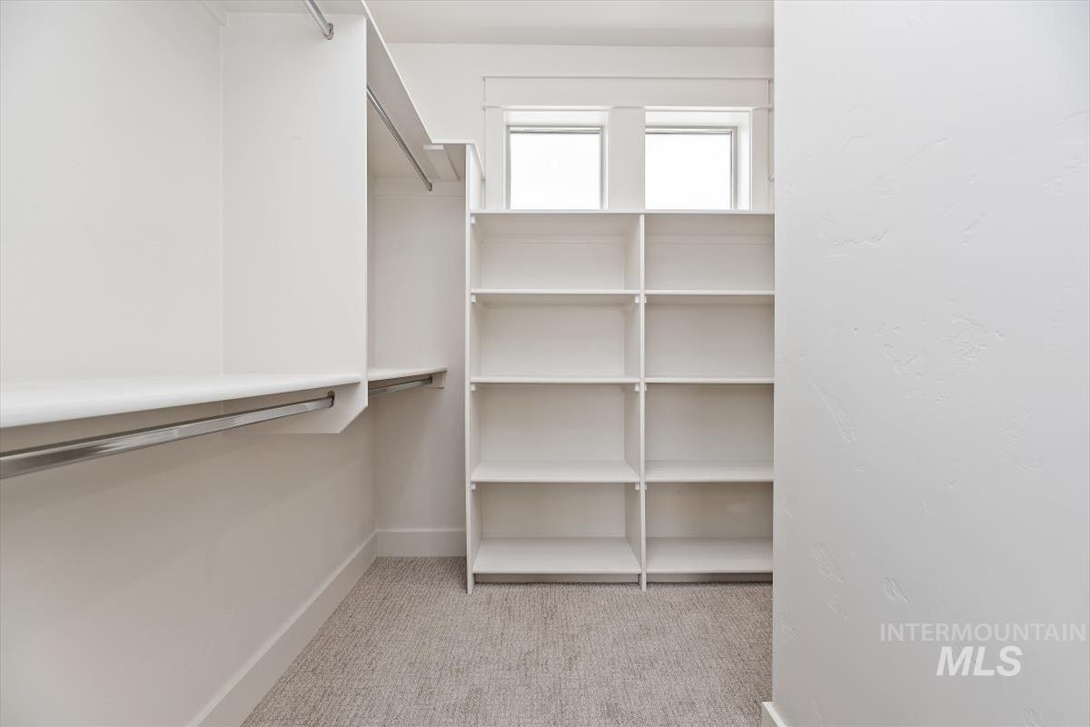 8376 W Meltwater Lane