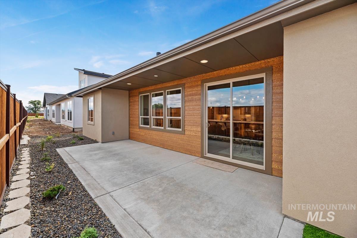 8376 W Meltwater Lane