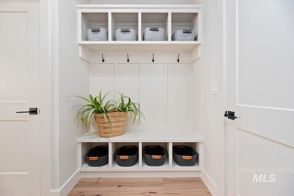 8376 W Meltwater Lane