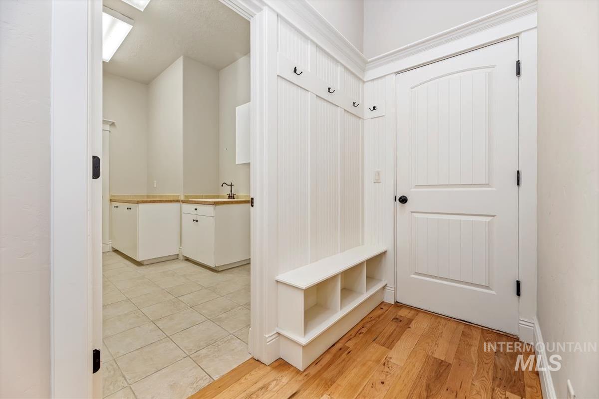 8117 Goldstream Court