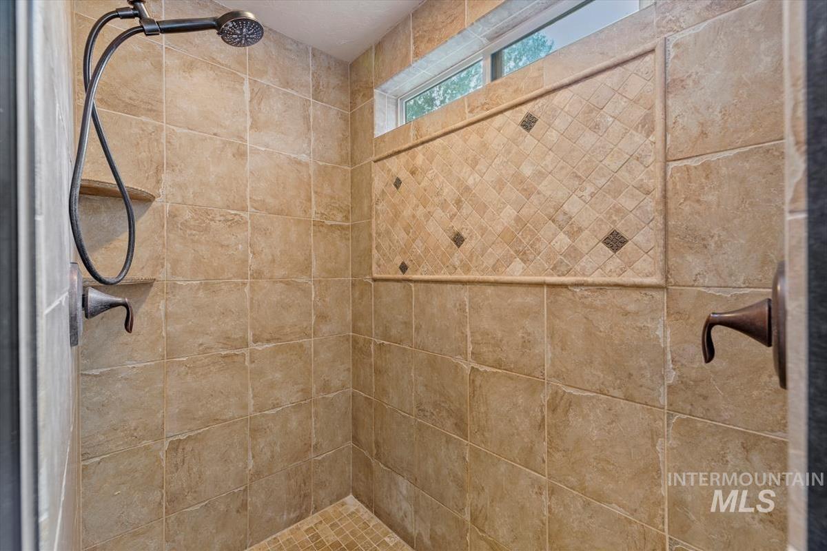 8117 Goldstream Court
