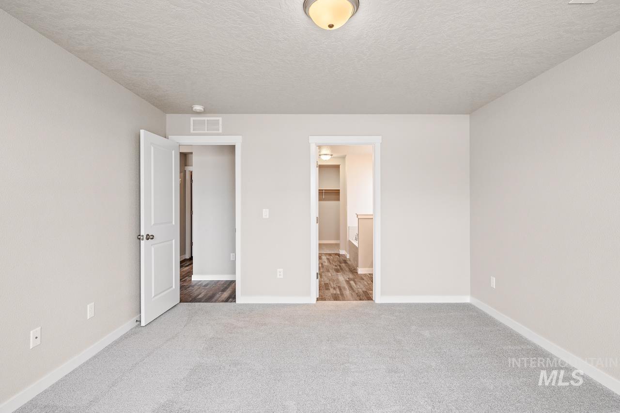 12323 Shadow River St