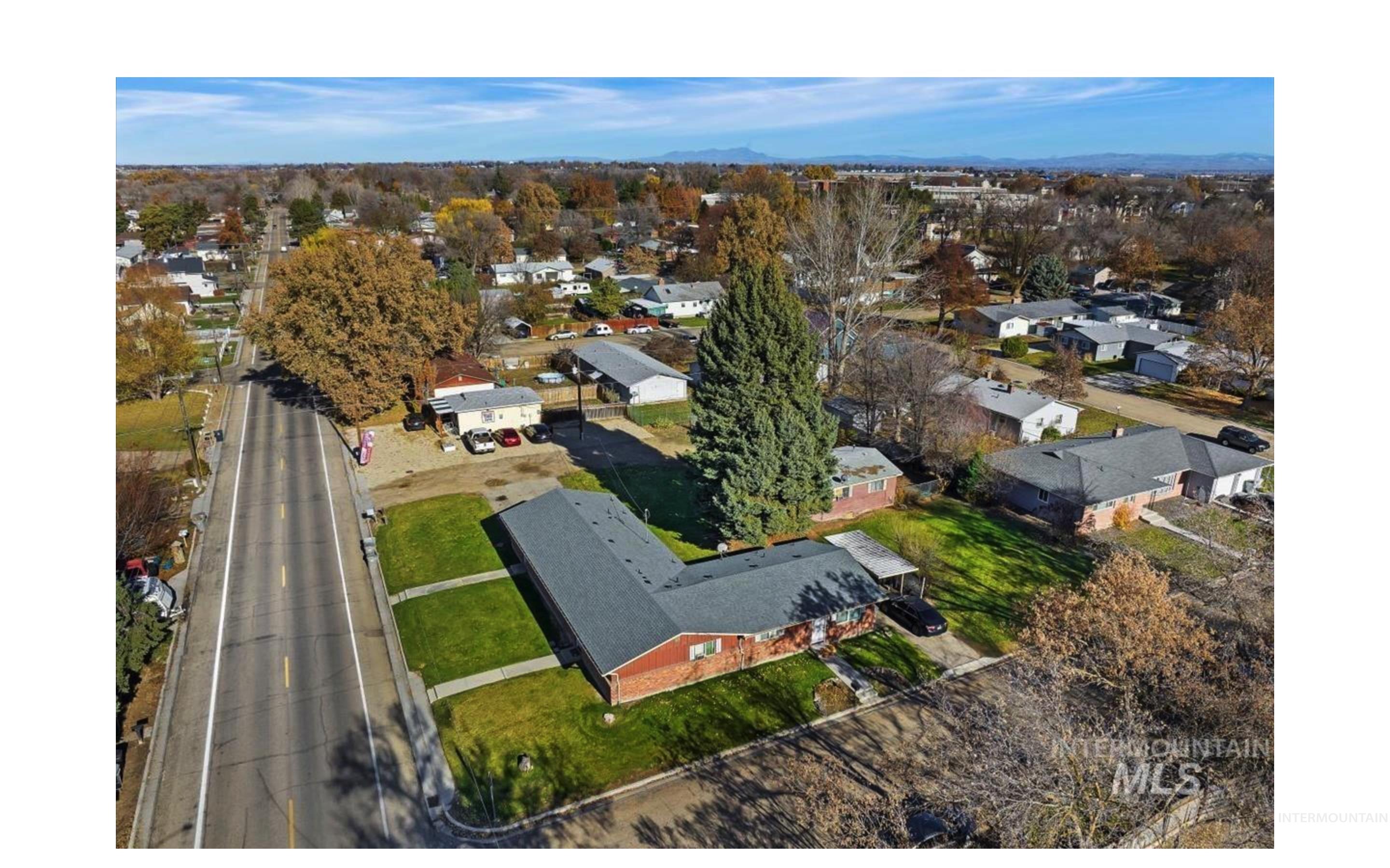 2317 S Montana Ave