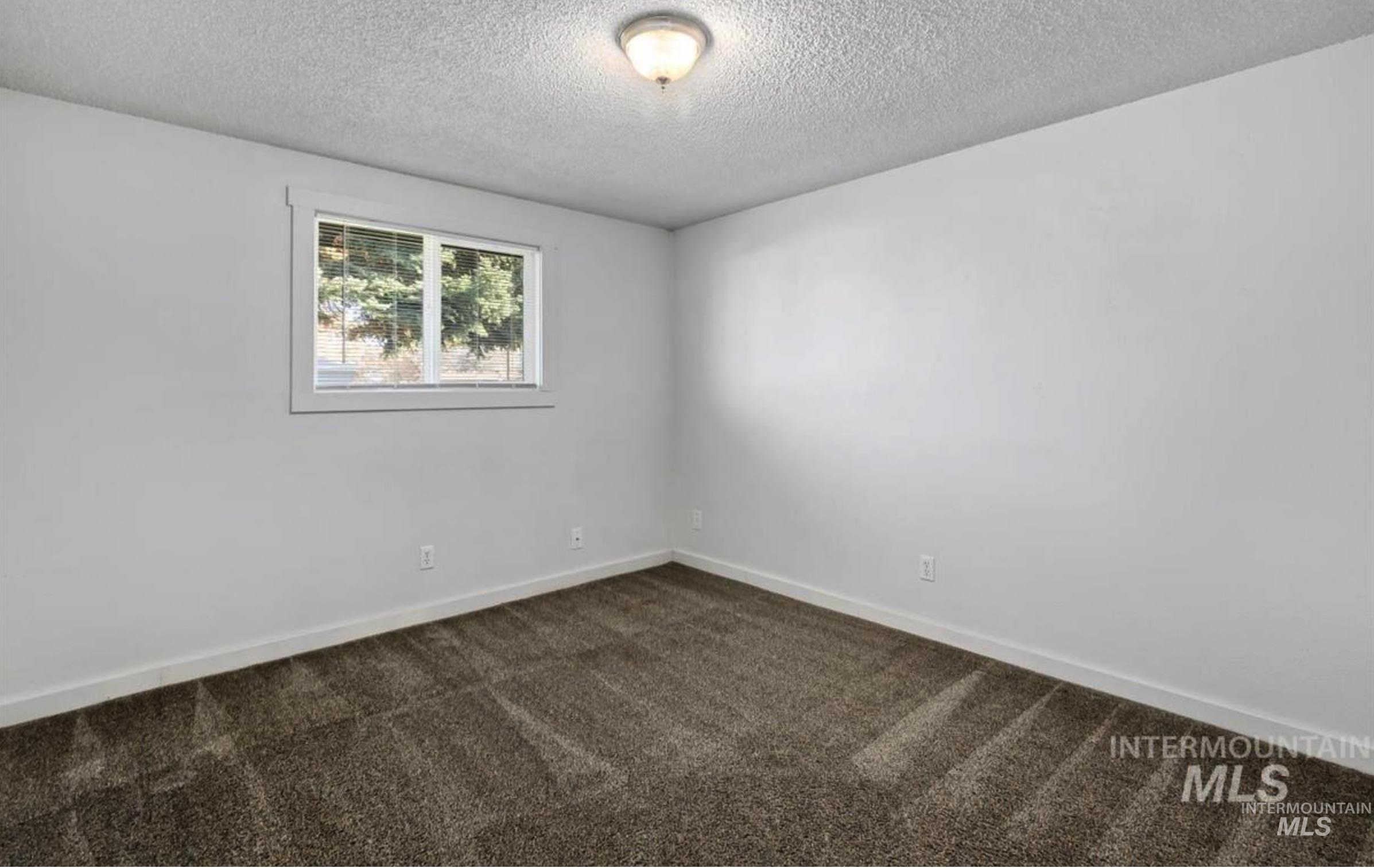 2317 S Montana Ave
