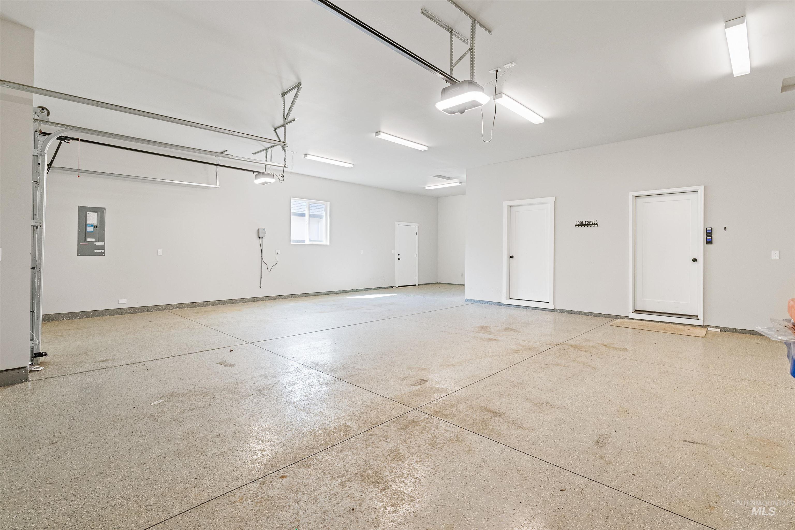 5010 W Tia Inez St