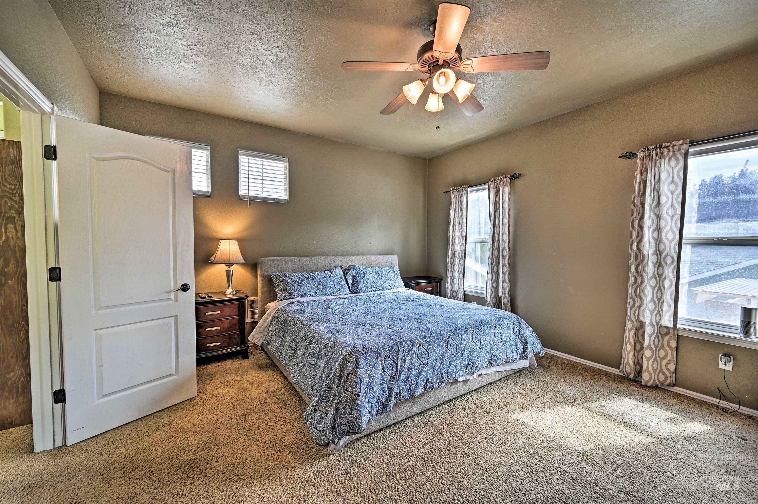 1709 E Summerfalls Dr