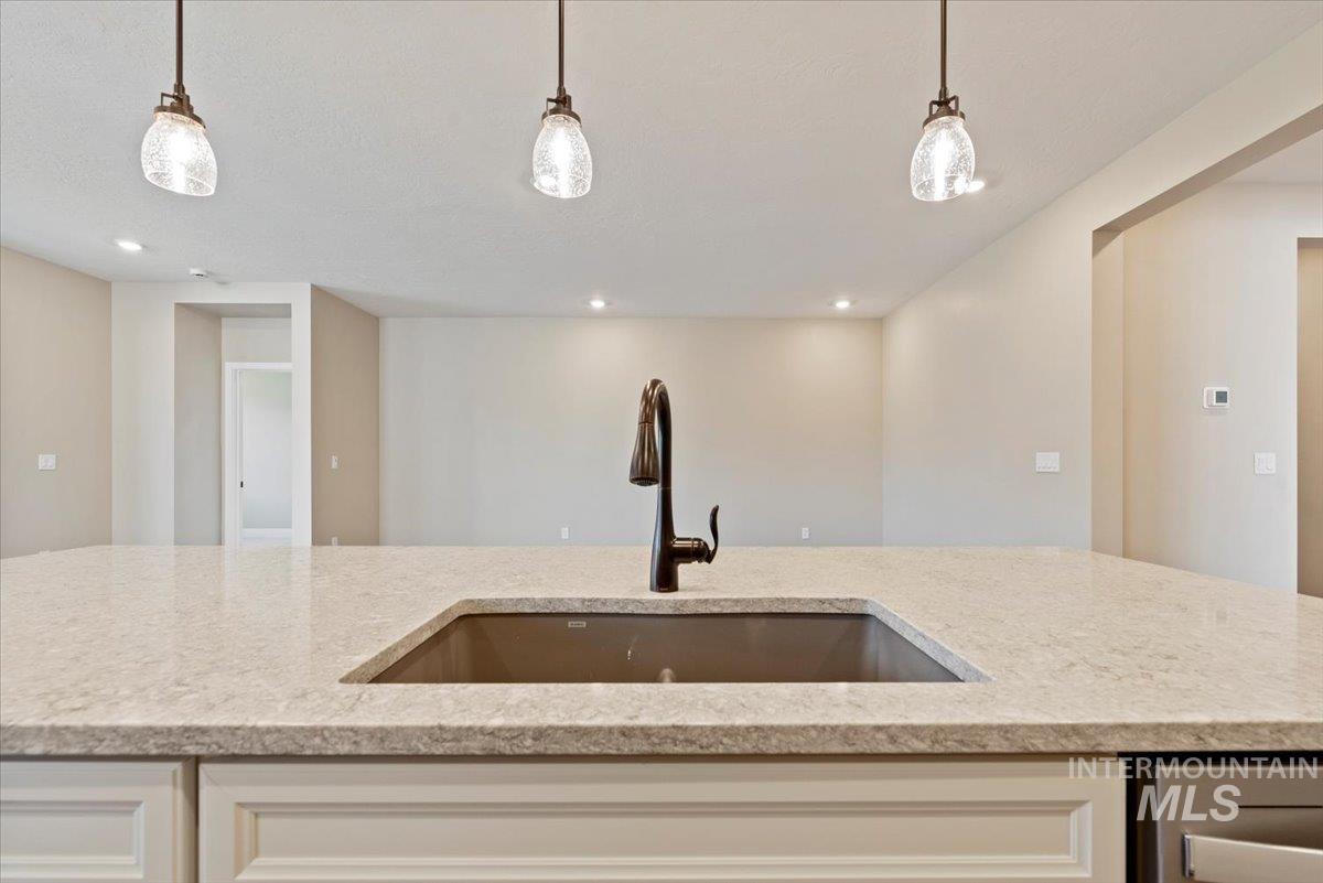 12108 S Glory Ln